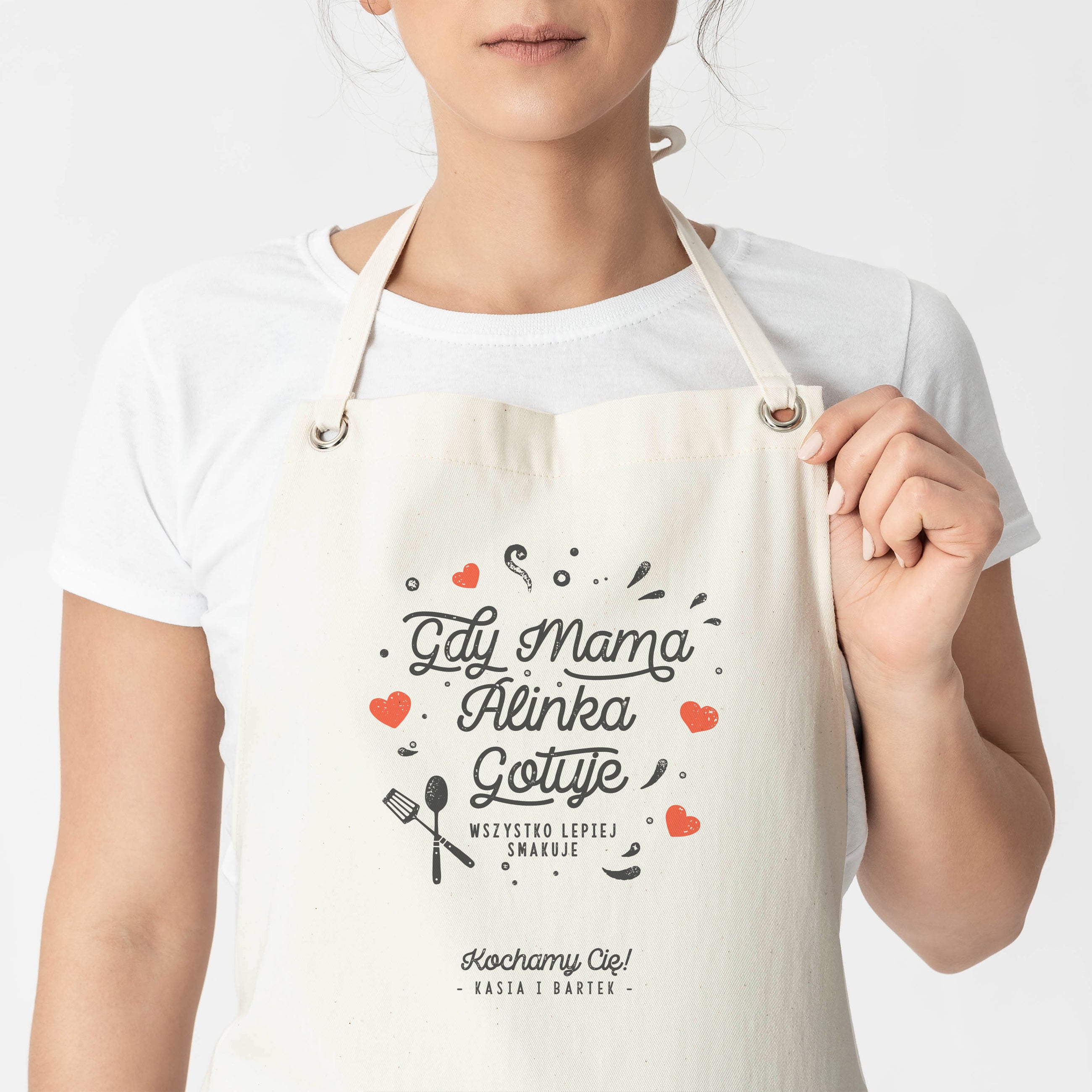 Fartuch kuchenny z nadrukiem - praktyczny prezent dla mamy
