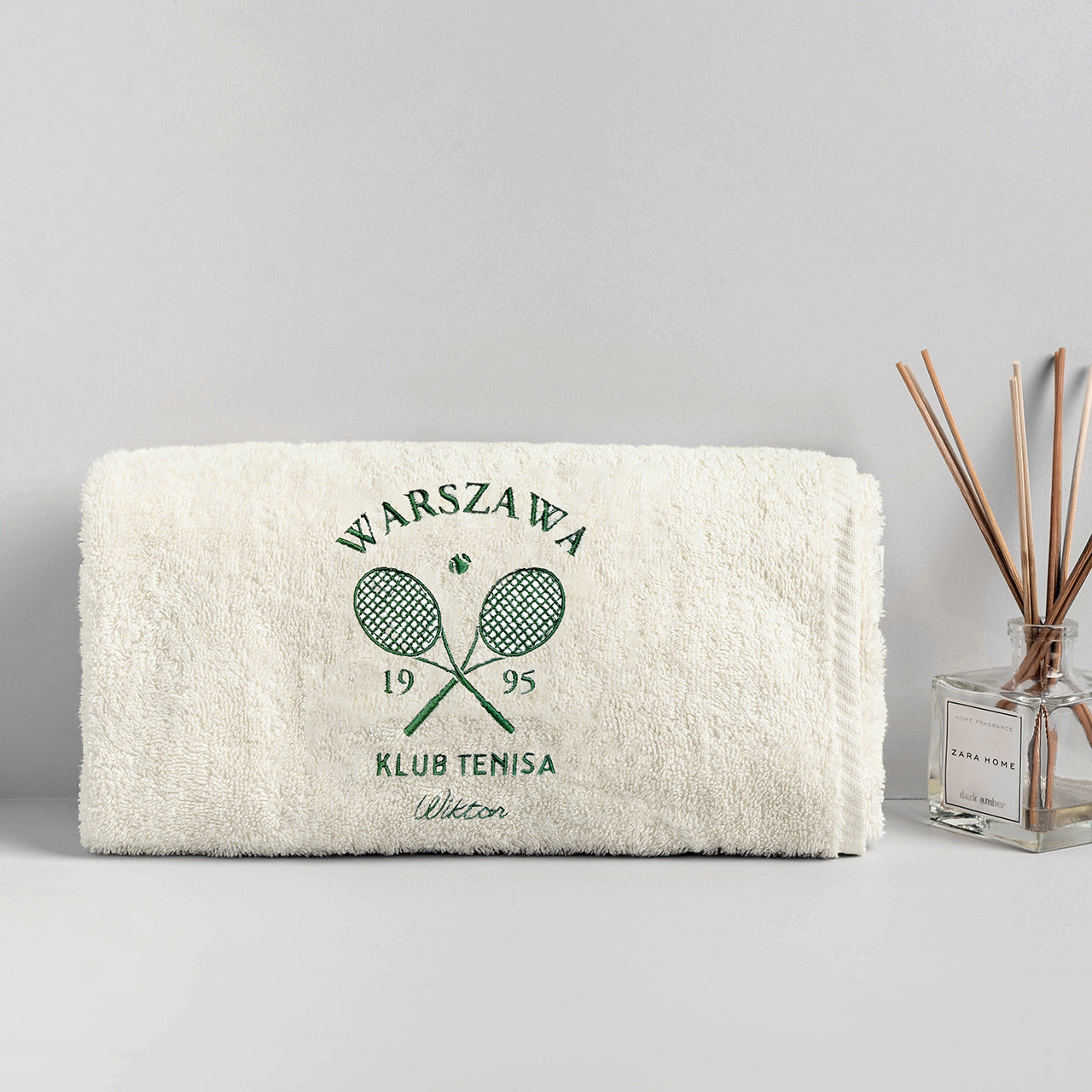 Haftowany ręcznik na prezent dla fana tenisa