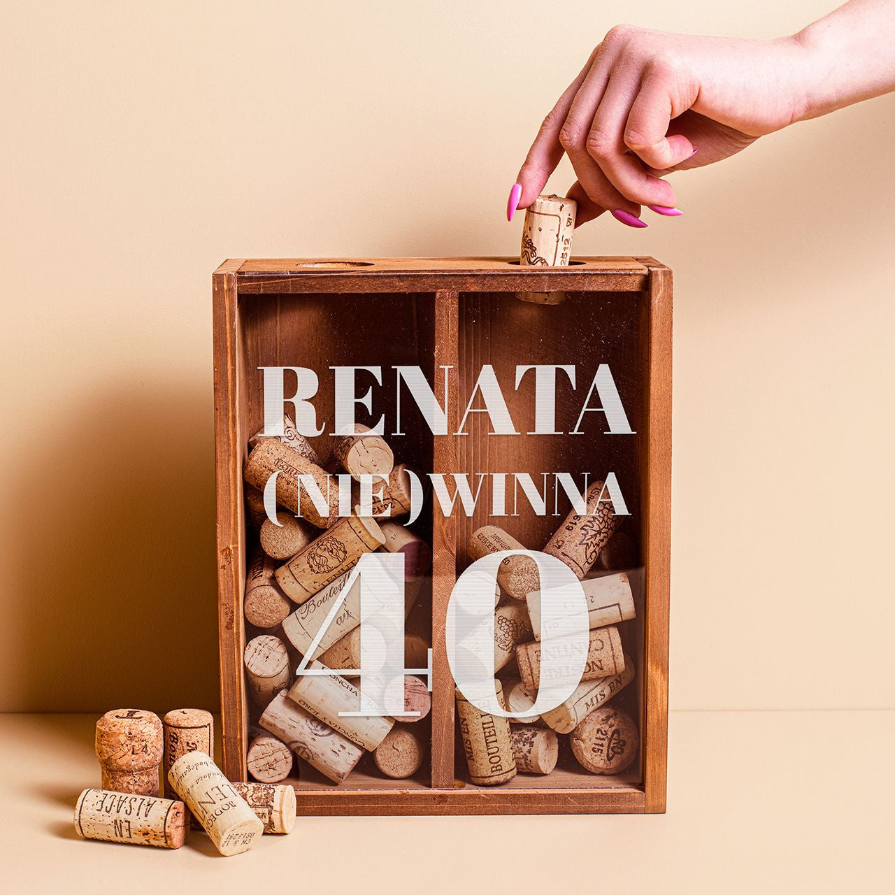 Skrzyneczka na korki od wina dla siostry na 40 urodziny