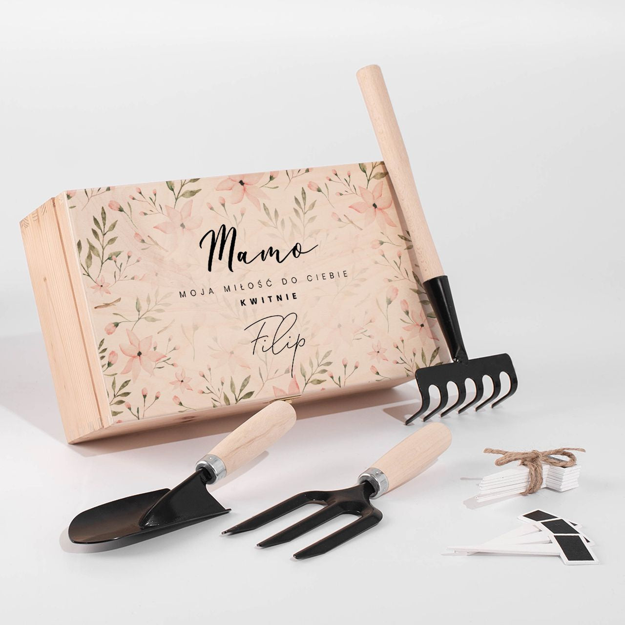 Personalizowana skrzynka z narzędziami do ogrodu - prezent dla mamy
