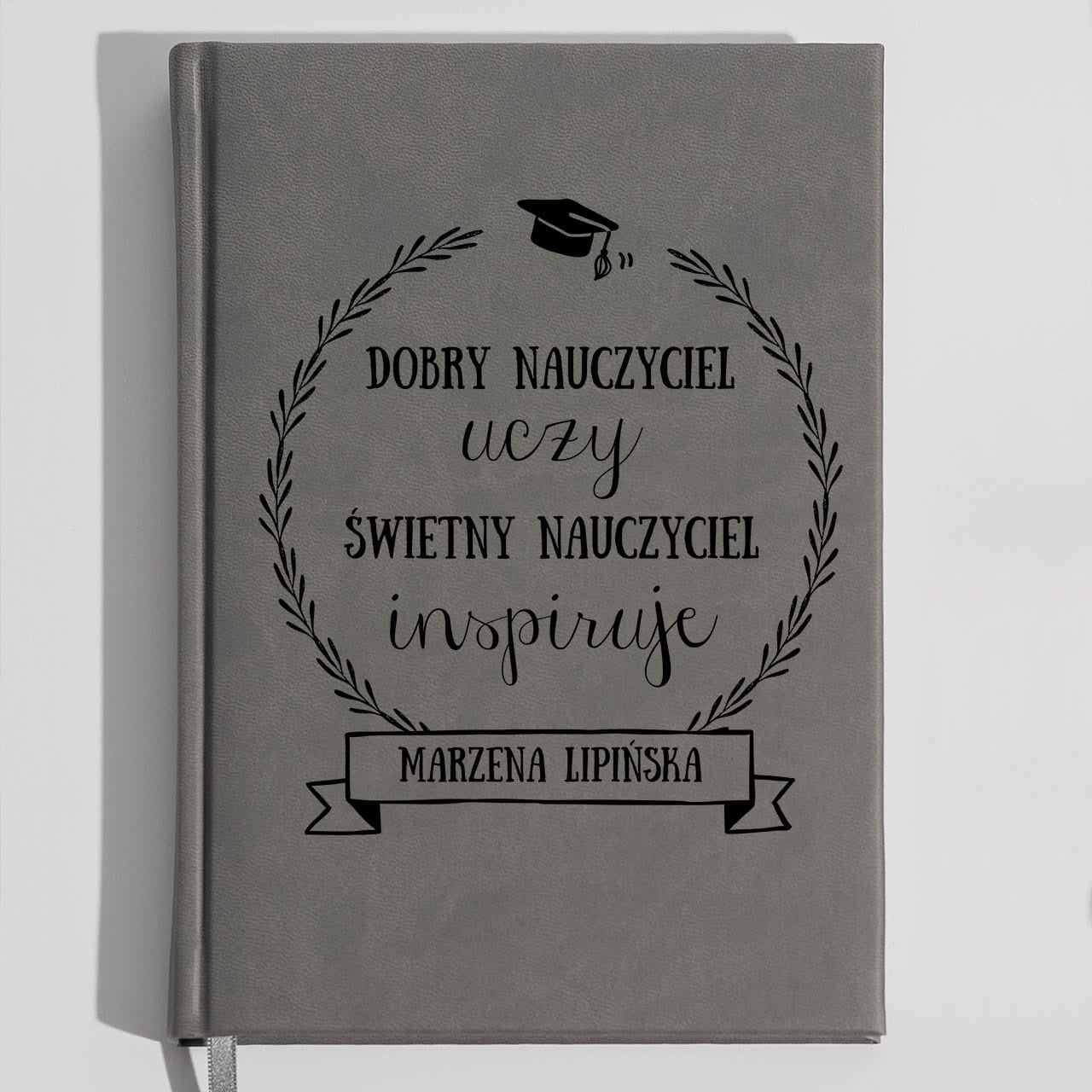 Szary planner książkowy praktyczny prezent dla nauczyciela - Inspiracja