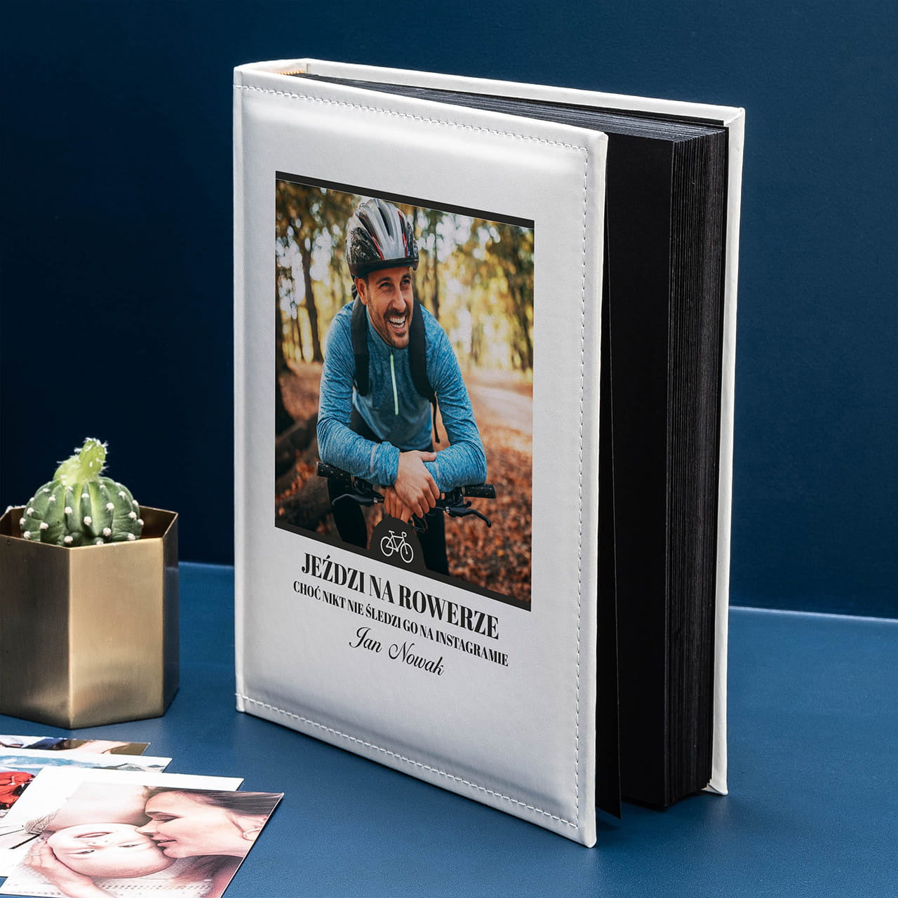 Album na wklejane zdjęcia na prezent dla rowerzysty album do zdjęć gadżet dla rowerzysty album do wklejania zdjęć