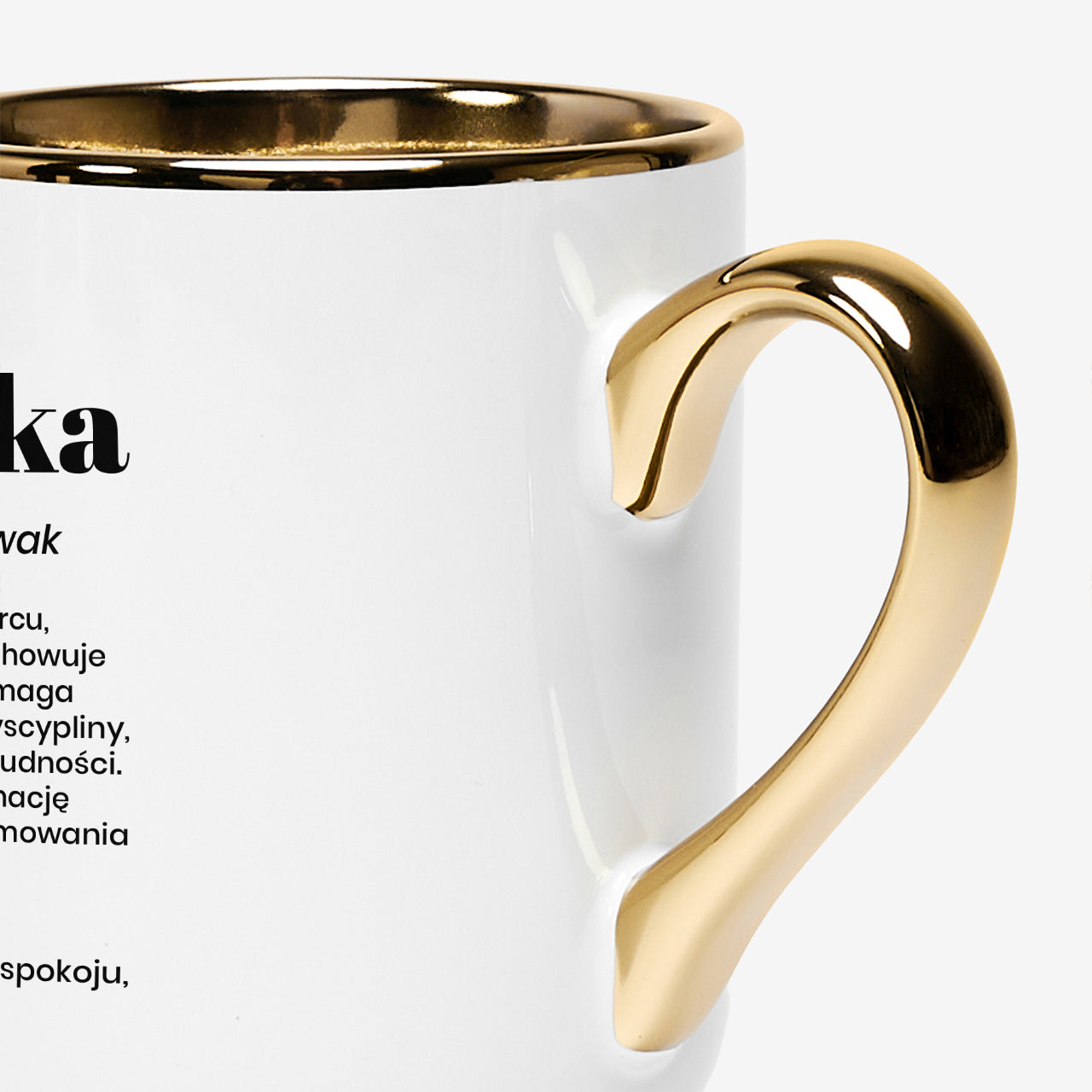 Elegancki kubek ze złotym brzegiem - prezent dla żołnierki