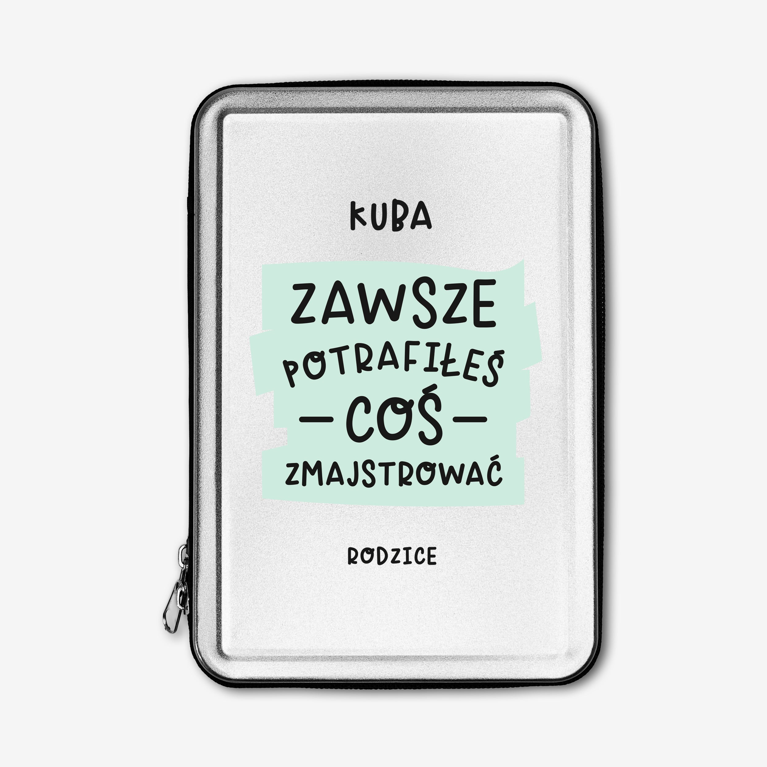 Narzędzia w etui dla nastoletniego syna