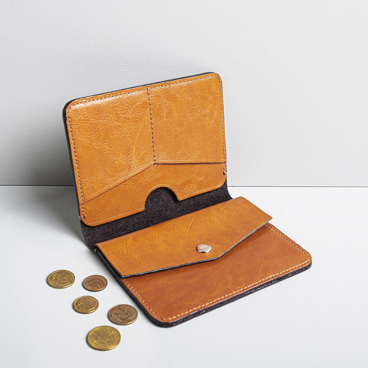 Grawerowany portfel męski - oryginalny prezent dla rowerzysty