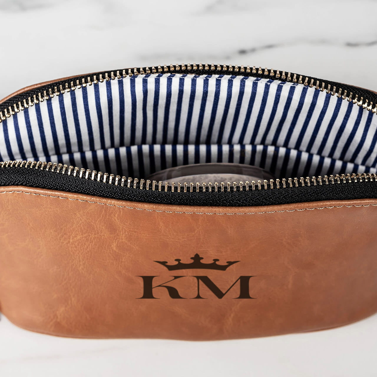 Skórzana kosmetyczka - Korona - praktyczny prezent dla kobiety prezent na dzień kobiet kosmetyczka skórzana