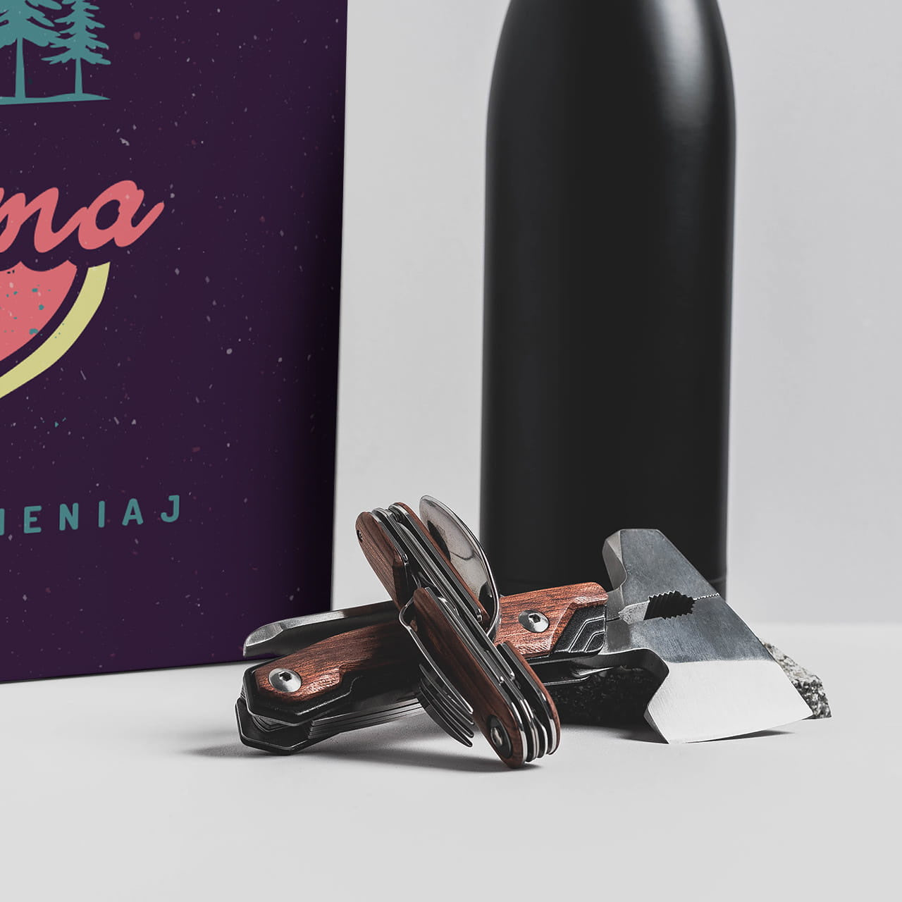 Personalizowany zestaw survivalowy dla miłośniczki gór prezent dla survivalowca zestaw do survivalu