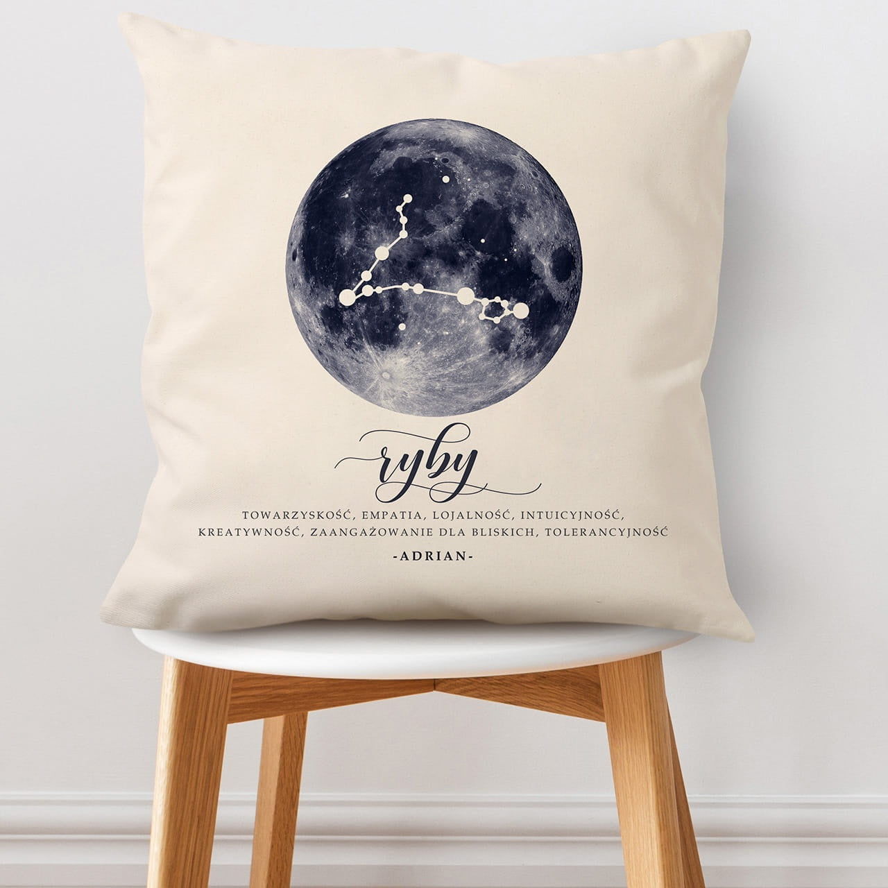 Poduszka ze znakiem zodiadku - ryby