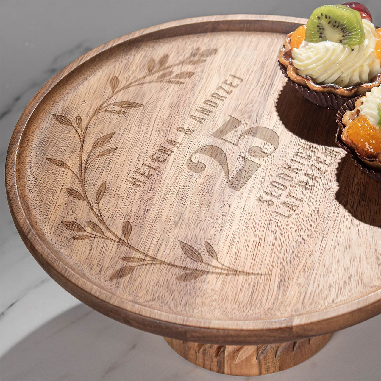 Drewniana patera na ciasto - prezent na 25 rocznicę ślubu