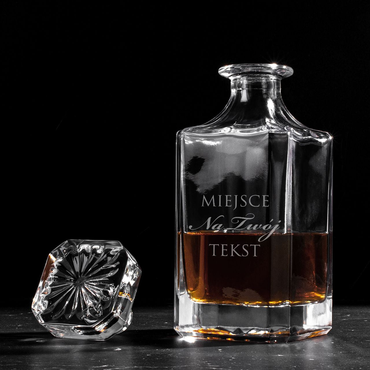 Karafka do whisky z grawerem - prezent dla mężczyzny