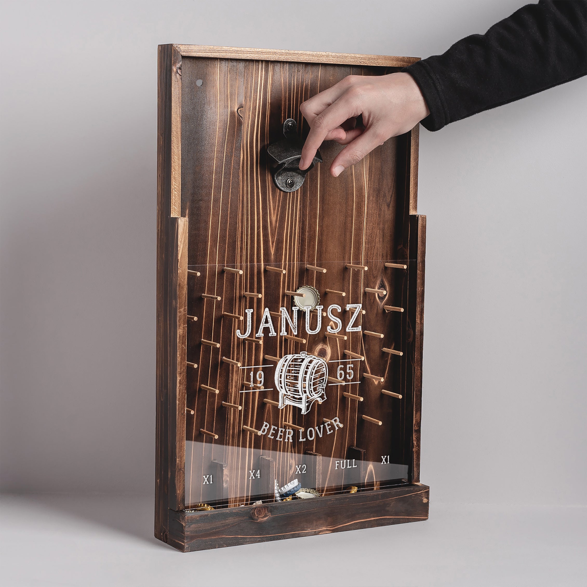 Personalizowany otwieracz na ścianę dla fana piwa