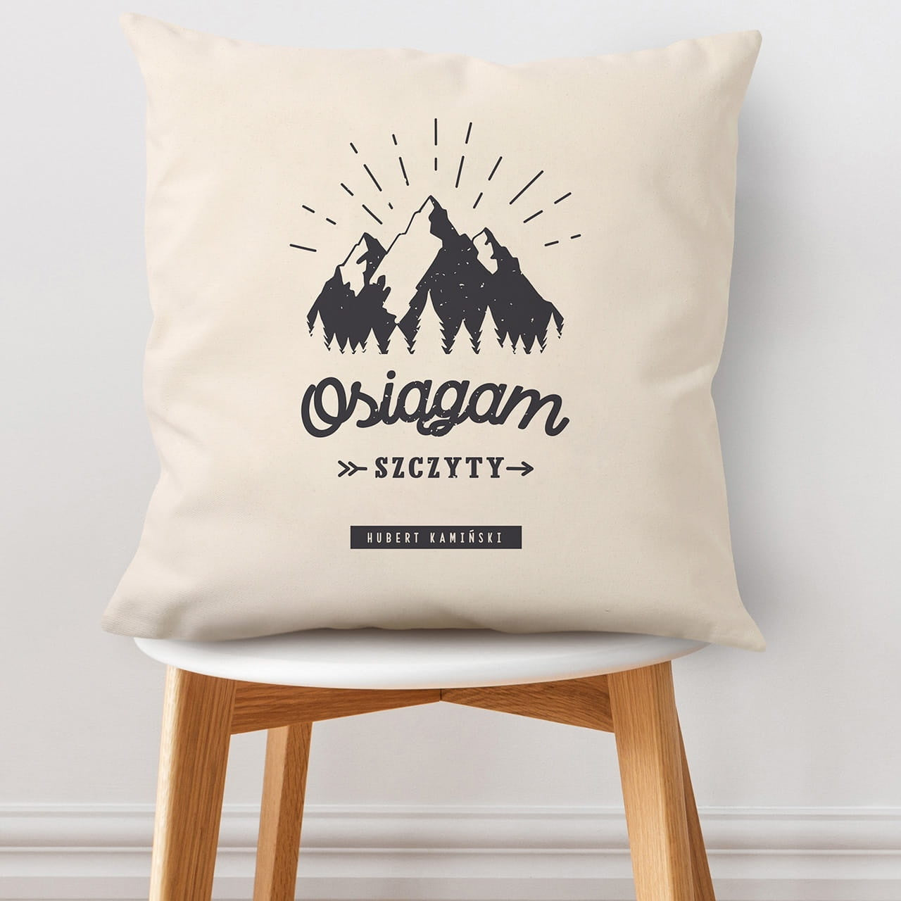 Poduszka z nadrukiem dla alpinisty prezent dla miłośnika gór personalizowana poduszka prezent dla alpinisty