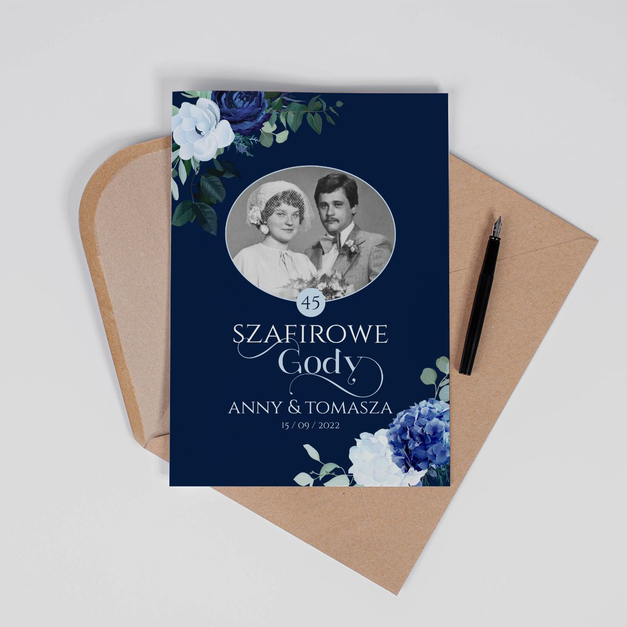 Kartka na 45 rocznicę ślubu - prezent na szafirowe gody
