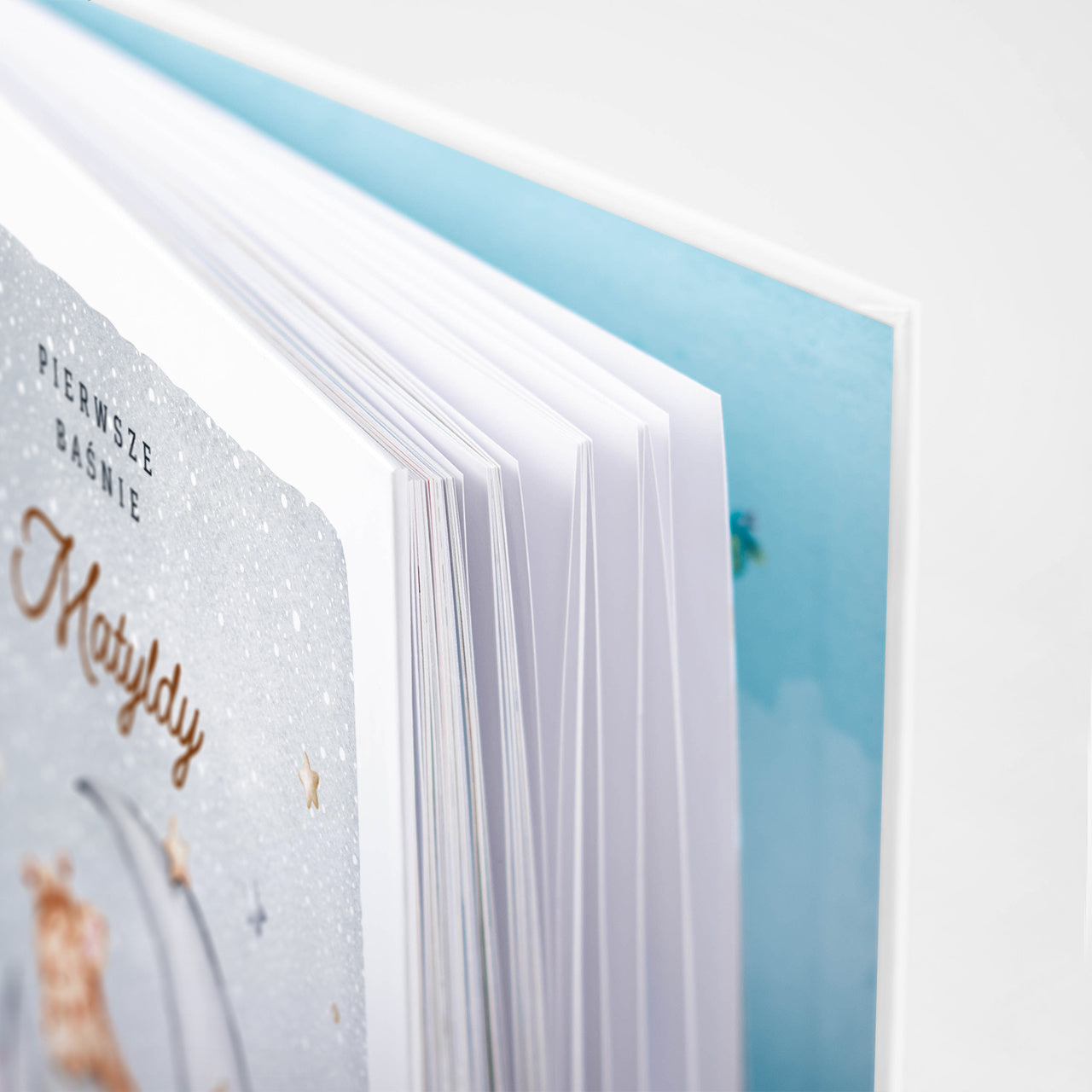 Personalizowane baśnie dla dziecka - Pierwsze Baśnie prezent dla noworodka z baśniami