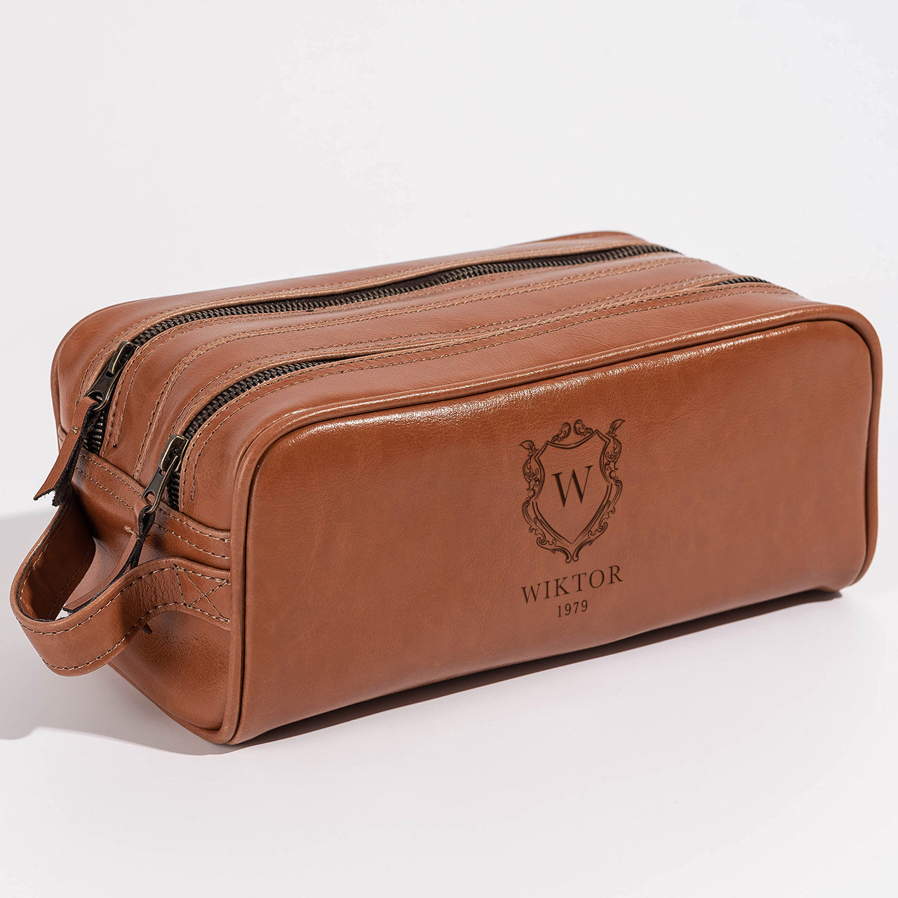 Skórzana kosmetyczka męska z grawerem - prezent urodzinowy dla mężczyzny męska kosmetyczka na prezent