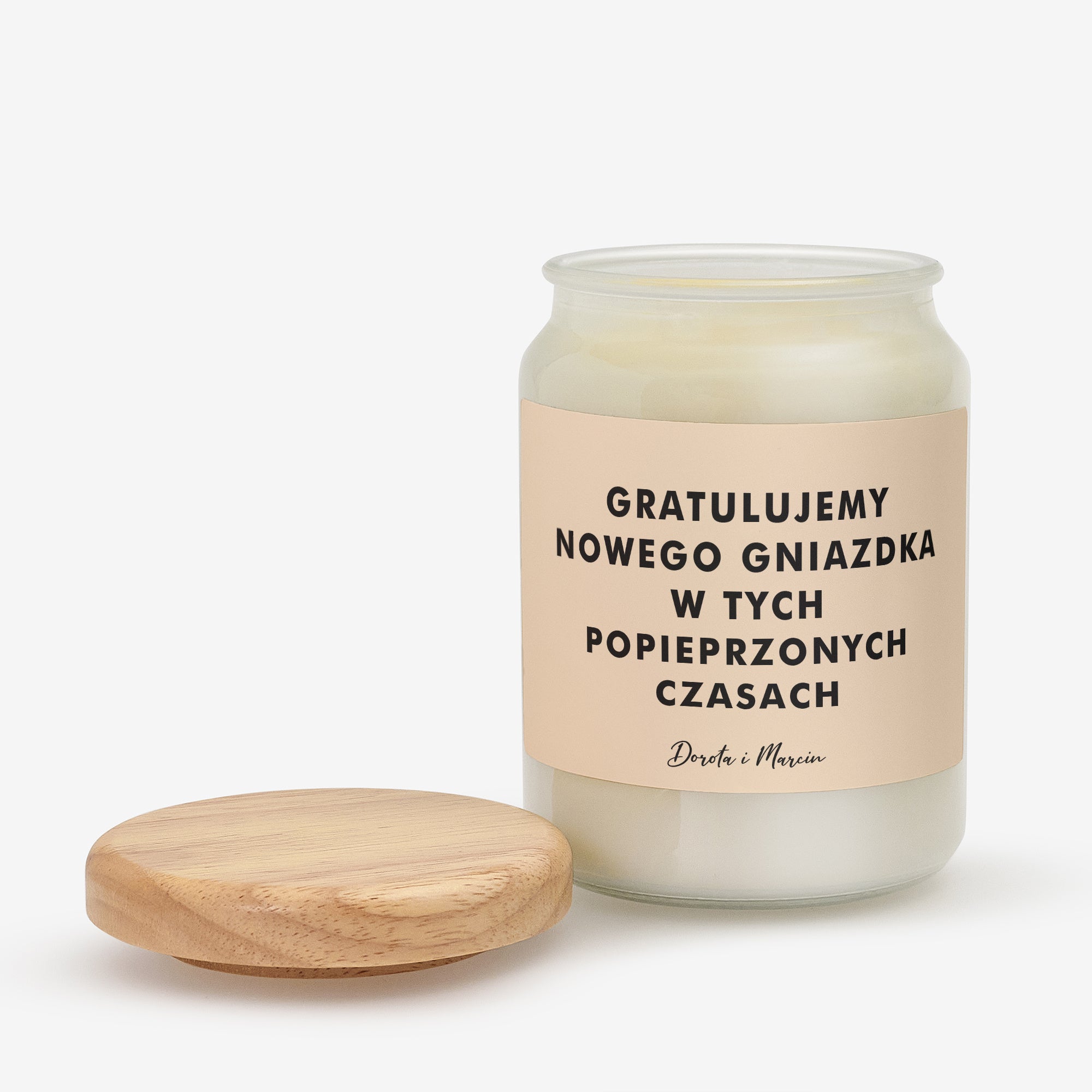 Świeczka naturalna z etykietą na parapetówkę