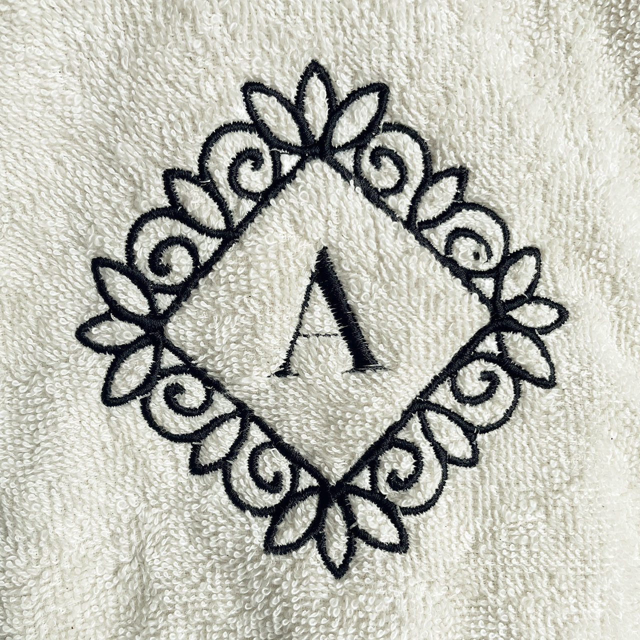 Haftowane ręczniki łazienkowe na prezent do domu prezent na rocznicę ślubu komplet ręczników łazienkowych