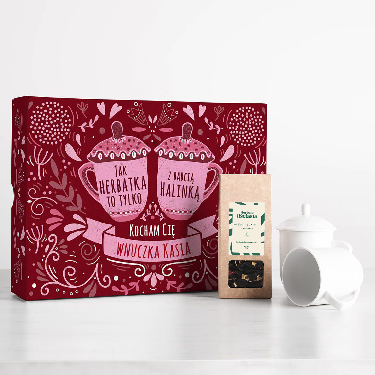 Zestaw prezentowy dla babci - kubki z przykrywką i herbata