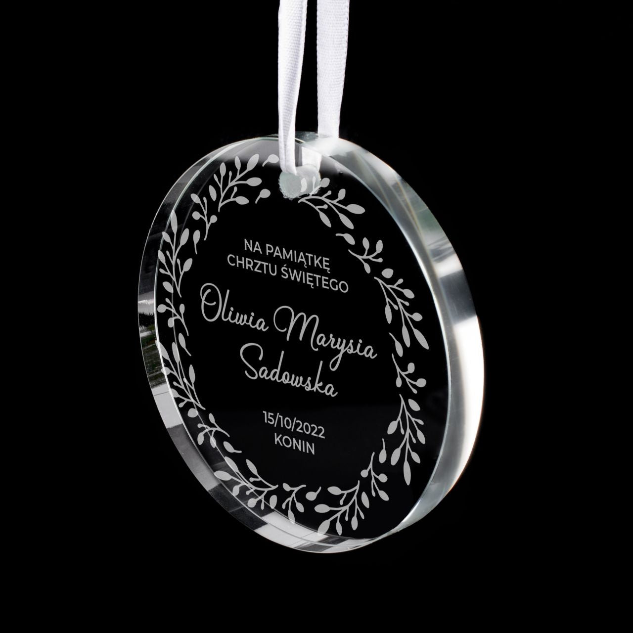 Grawerowana szklana zawieszka - pamiątka chrztu