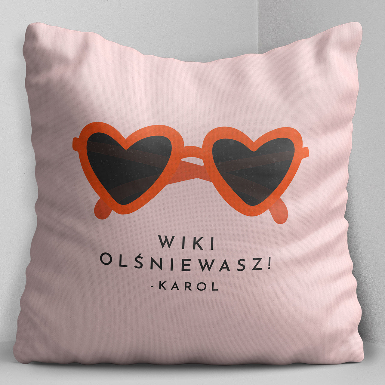 Personalizowana poduszka dla ukochanej - prezent na walentynki
