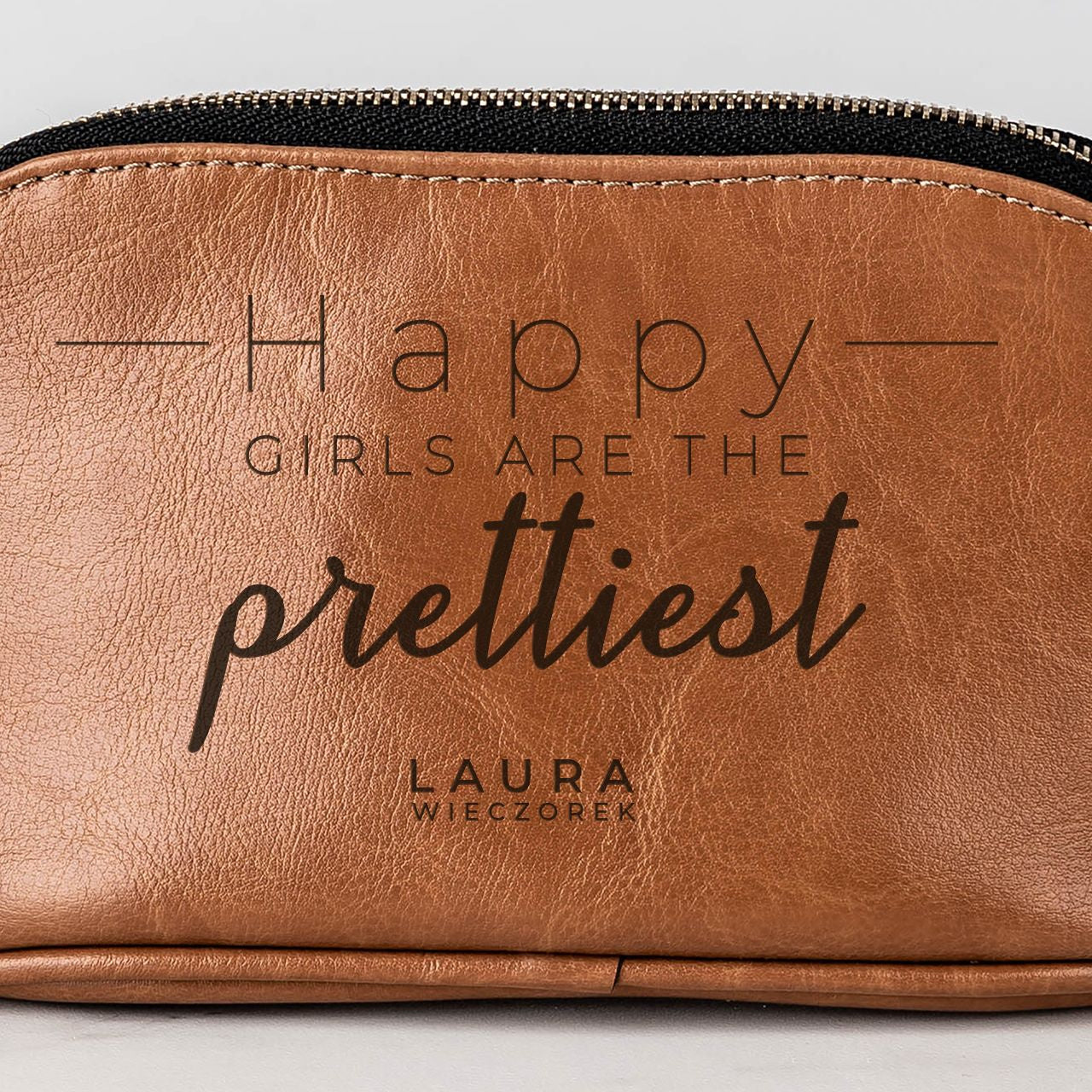 Damska kosmetyczka skórzana - Happy - prezent dla koleżanki personalizowana kosmetyczka kosmetyczka damska