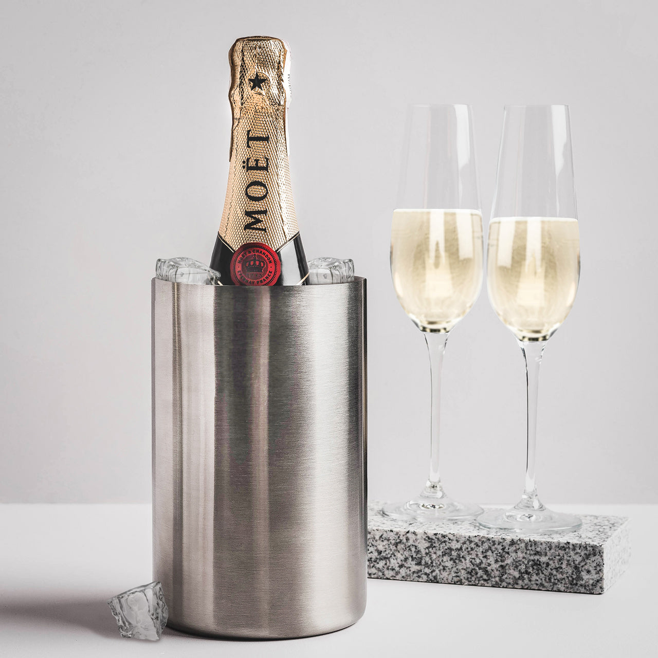 Cooler do alkoholu - stylowy prezent do domu