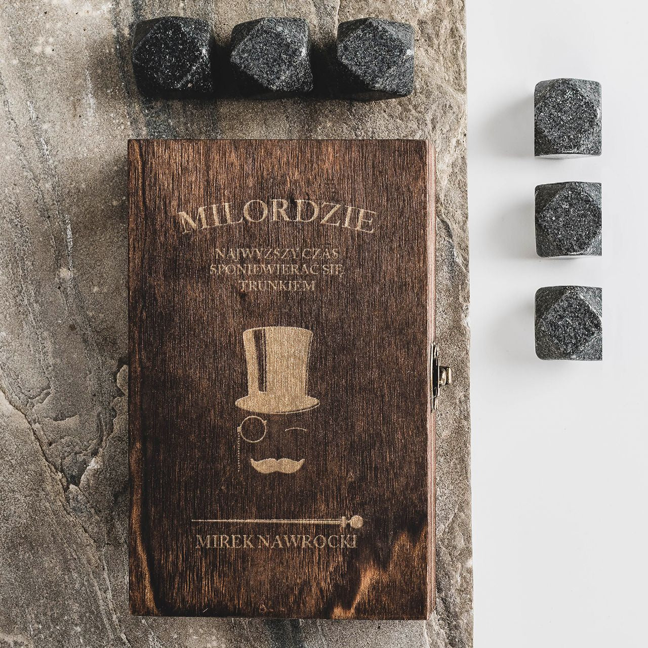 Kamienie do whisky na prezent urodzinowy dla przyjaciela kostki do whisky prezent dla przyjaciela na urodziny