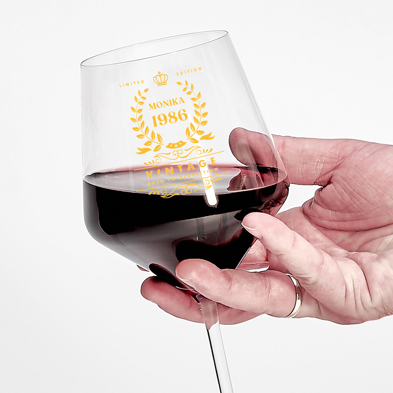 Duży kieliszek do wina z personalizacją - prezent na 40 urodziny dla koleżanki