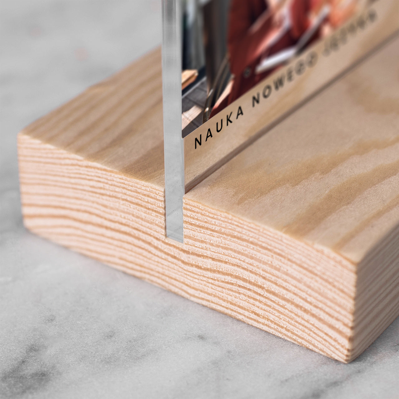 Personalizowana statuetka ze zdjęciami - tablica marzeń statuetka z imieniem prezent dla przyjaciółki 