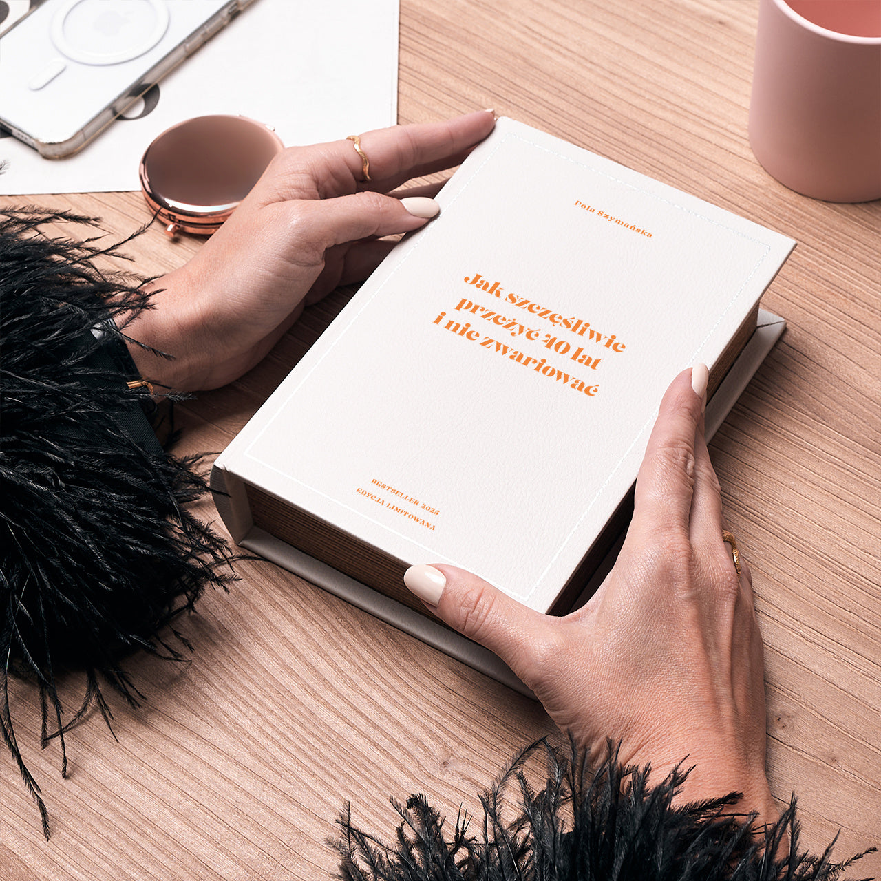 Pudełko książka na prezent urodzinowy dla kobiety