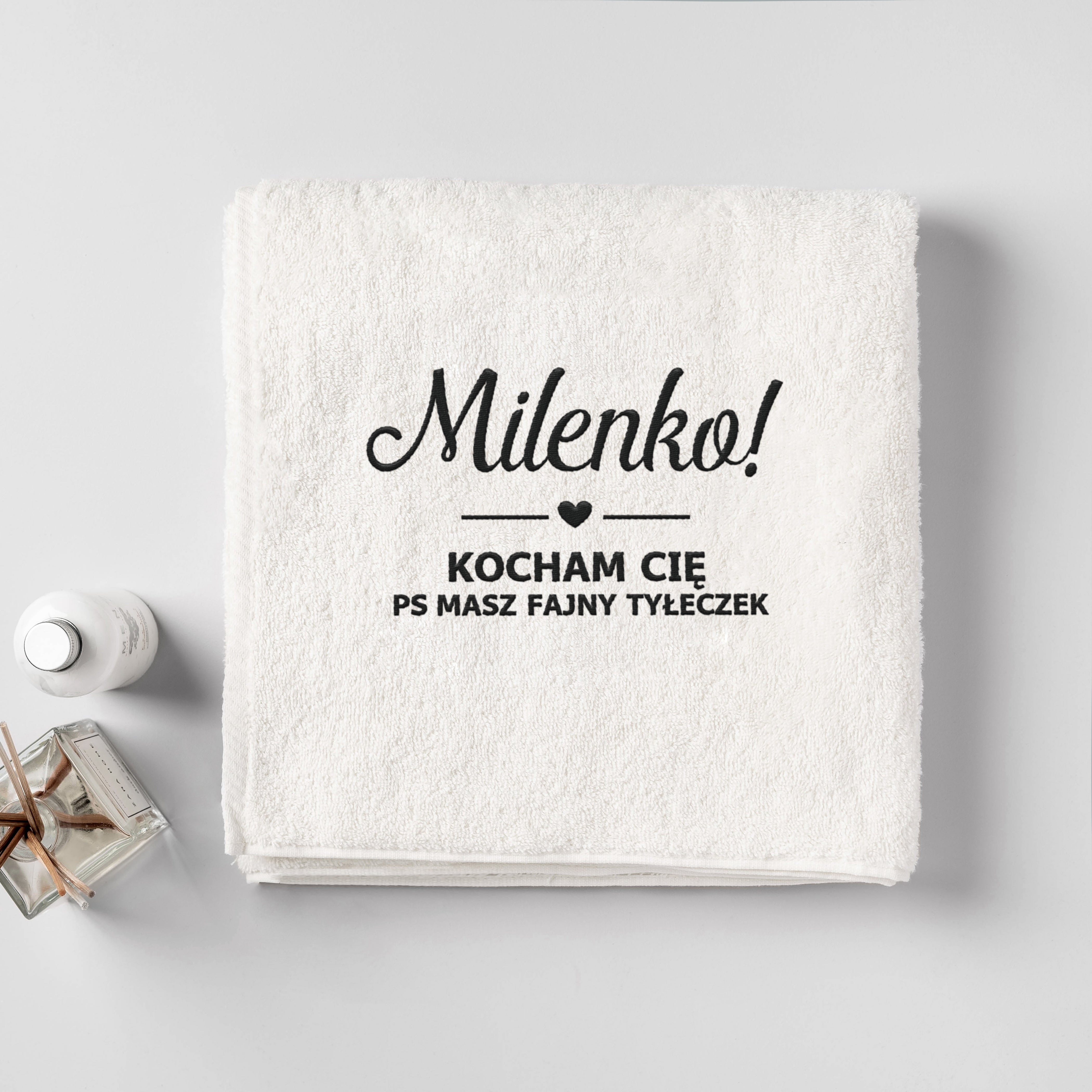 Personalizowany ręcznik dla dziewczyny - śmieszny prezent walentynkowy ręcznik z haftem prezent dla dziewczyny