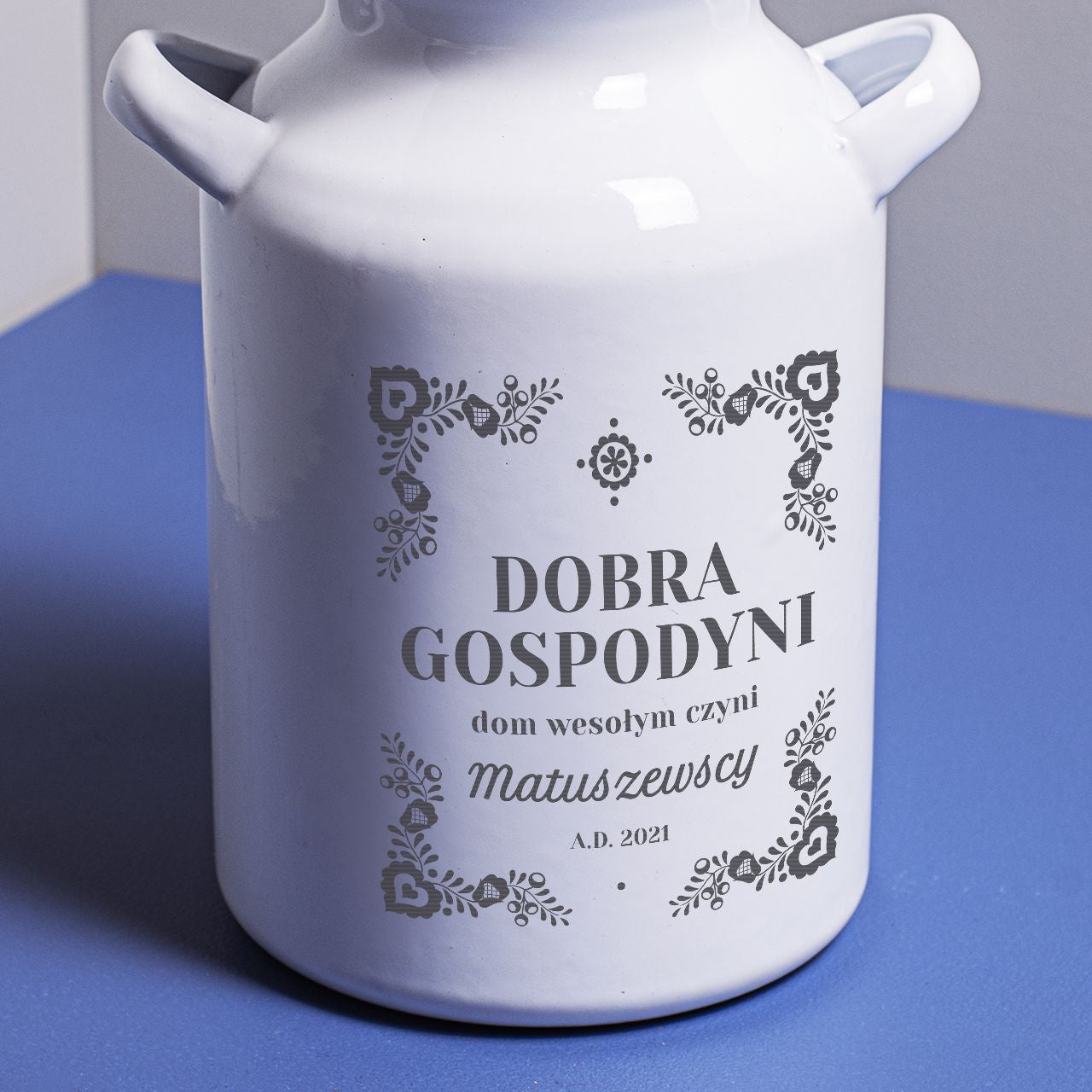 Dzbanek ozdobny na prezent dla gospodyni