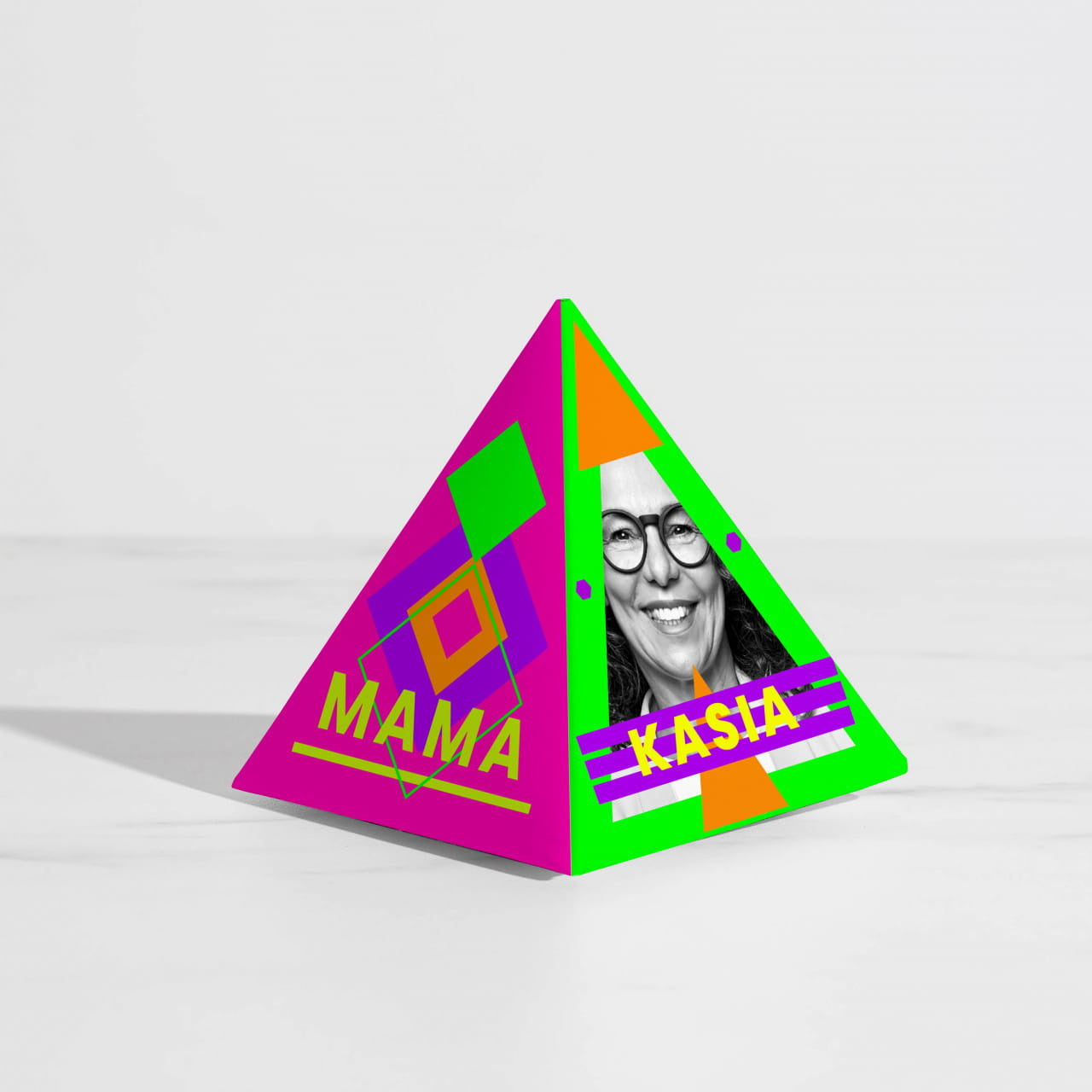 Kula do kąpieli musująca - upominek dla mamy upominek na dzień mamy upominek na dzień matki kula kąpielowa