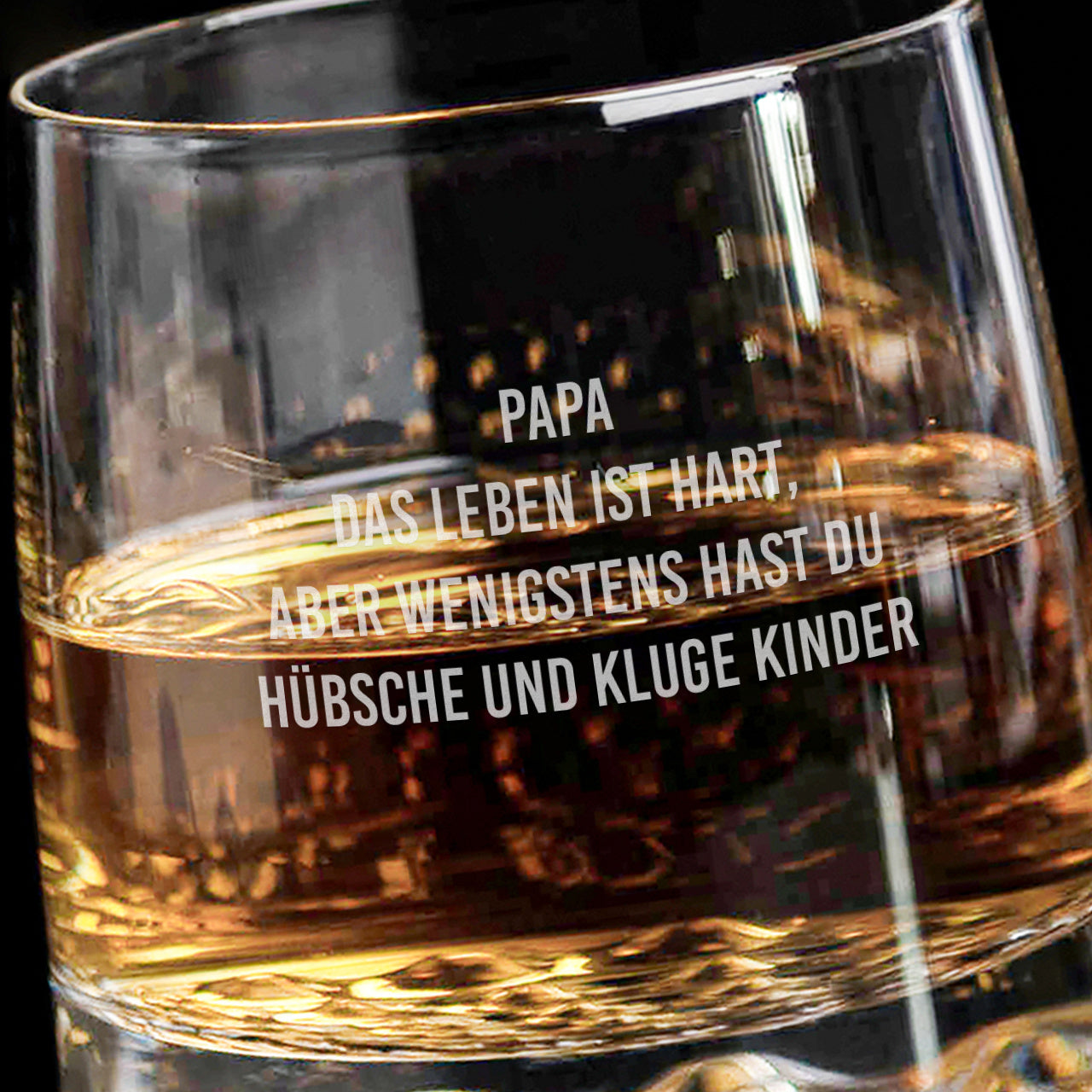 Whiskyglas für Papa DAS LEBEN IST HART lustiges Geschenk zum Vatertag