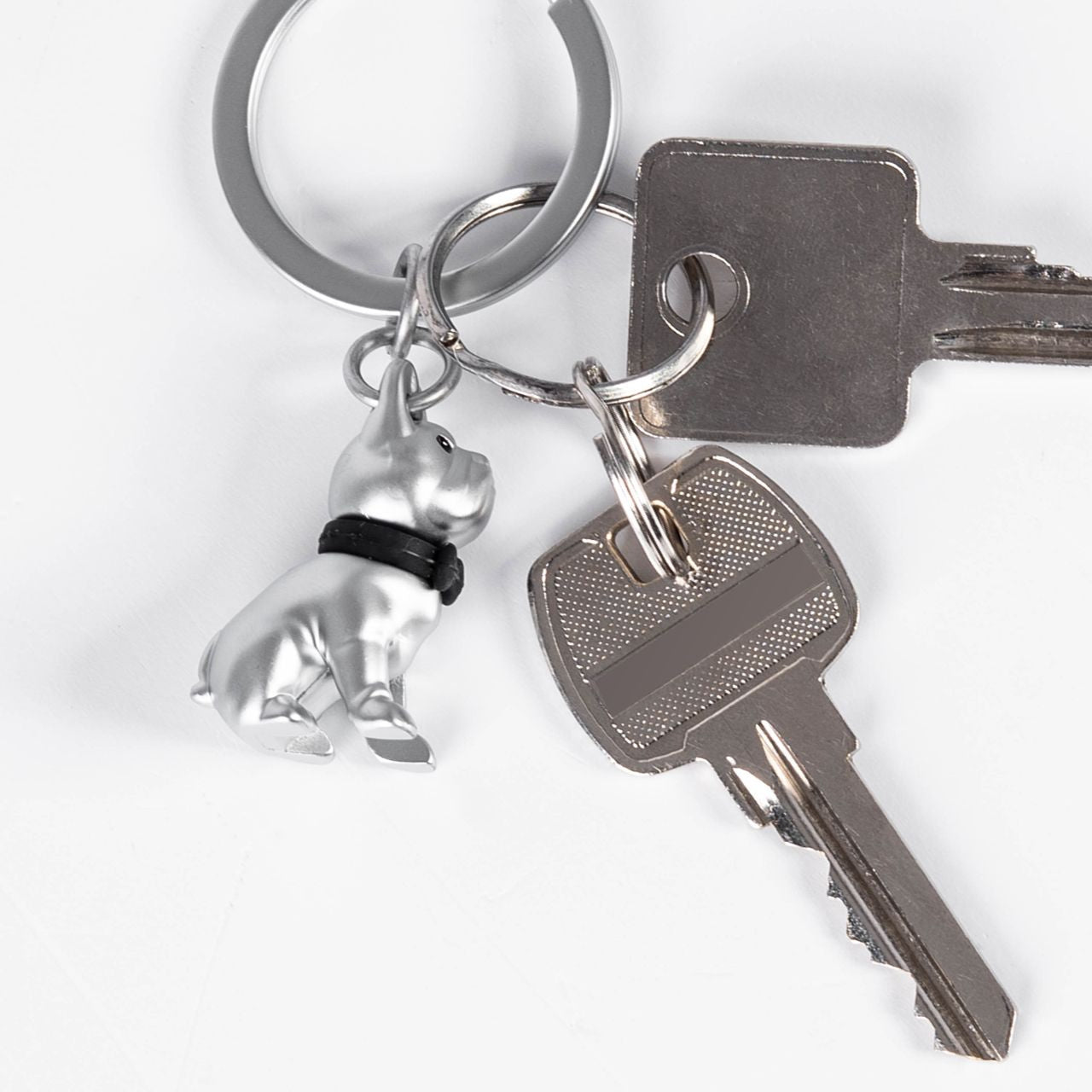 Breloczek z buldogiem francuskim