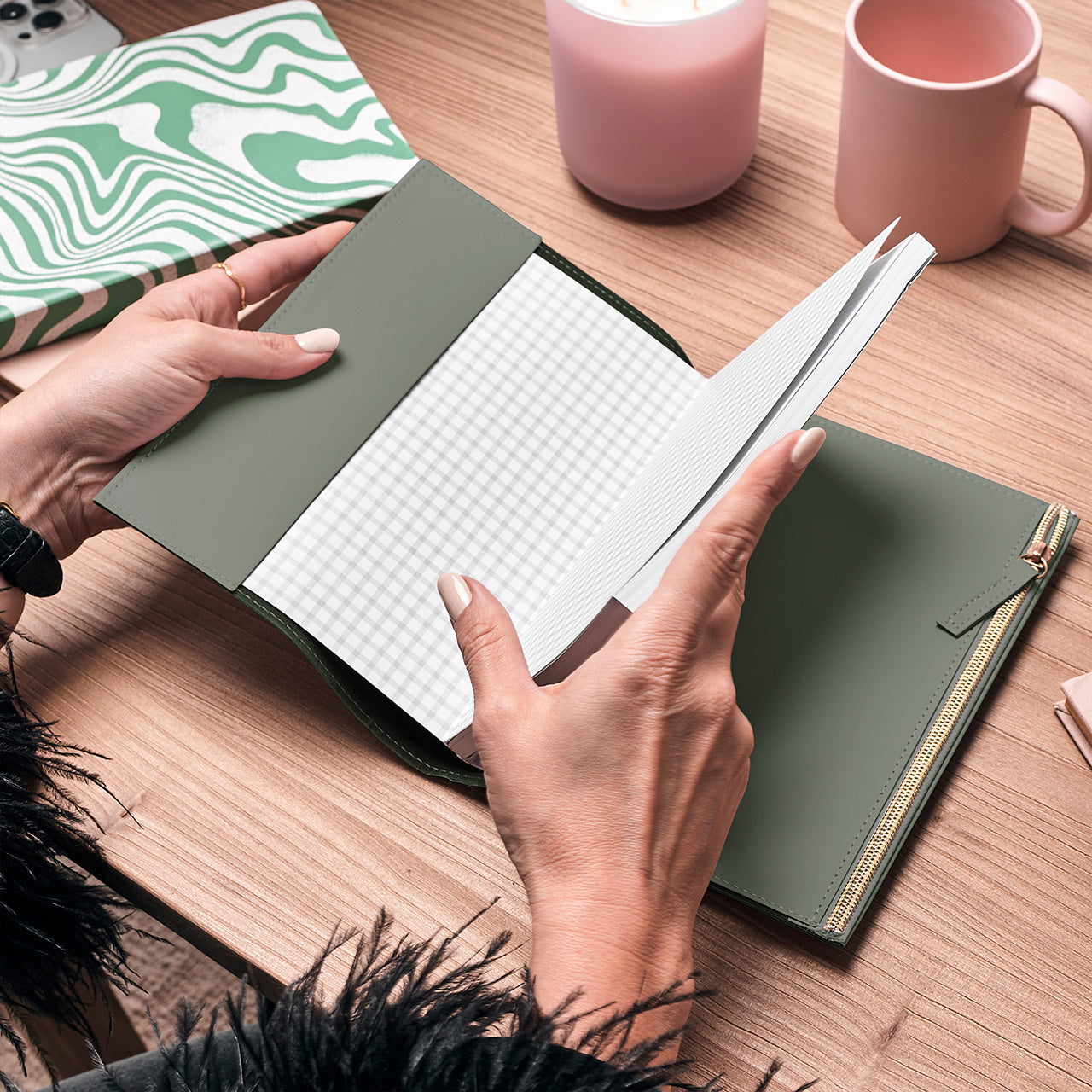 Notes na zamek - prezent do biura prezent dla pracownika elegancki notes na prezent