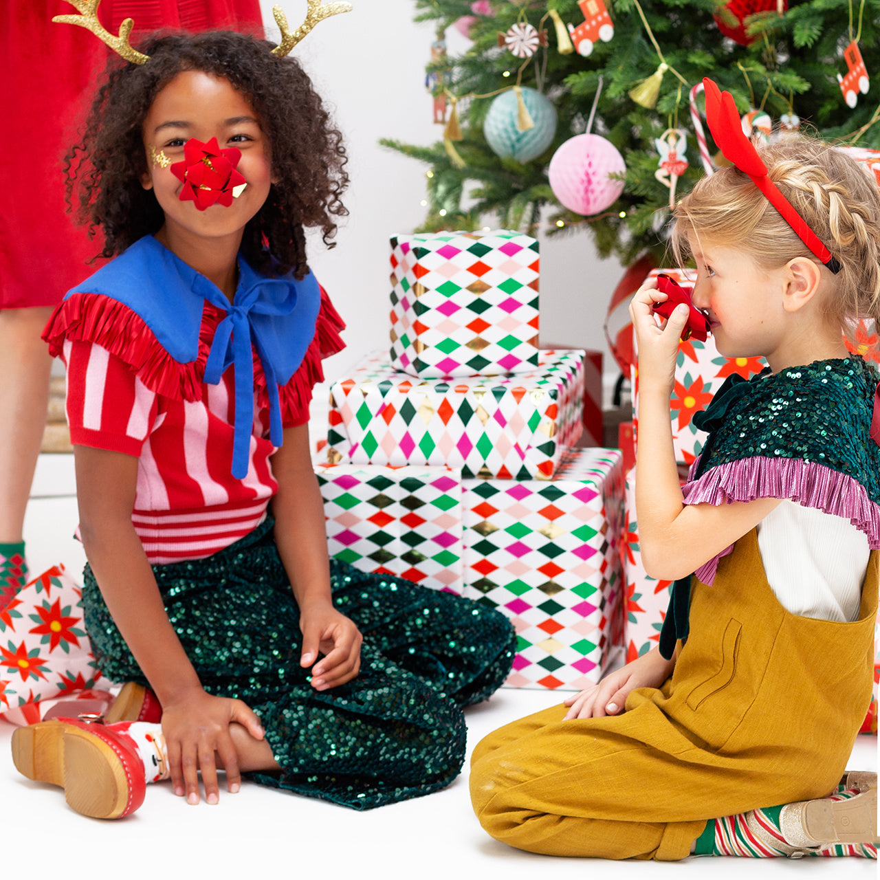 Papier do pakowania prezentów w kolorowe romby 70x200 cm