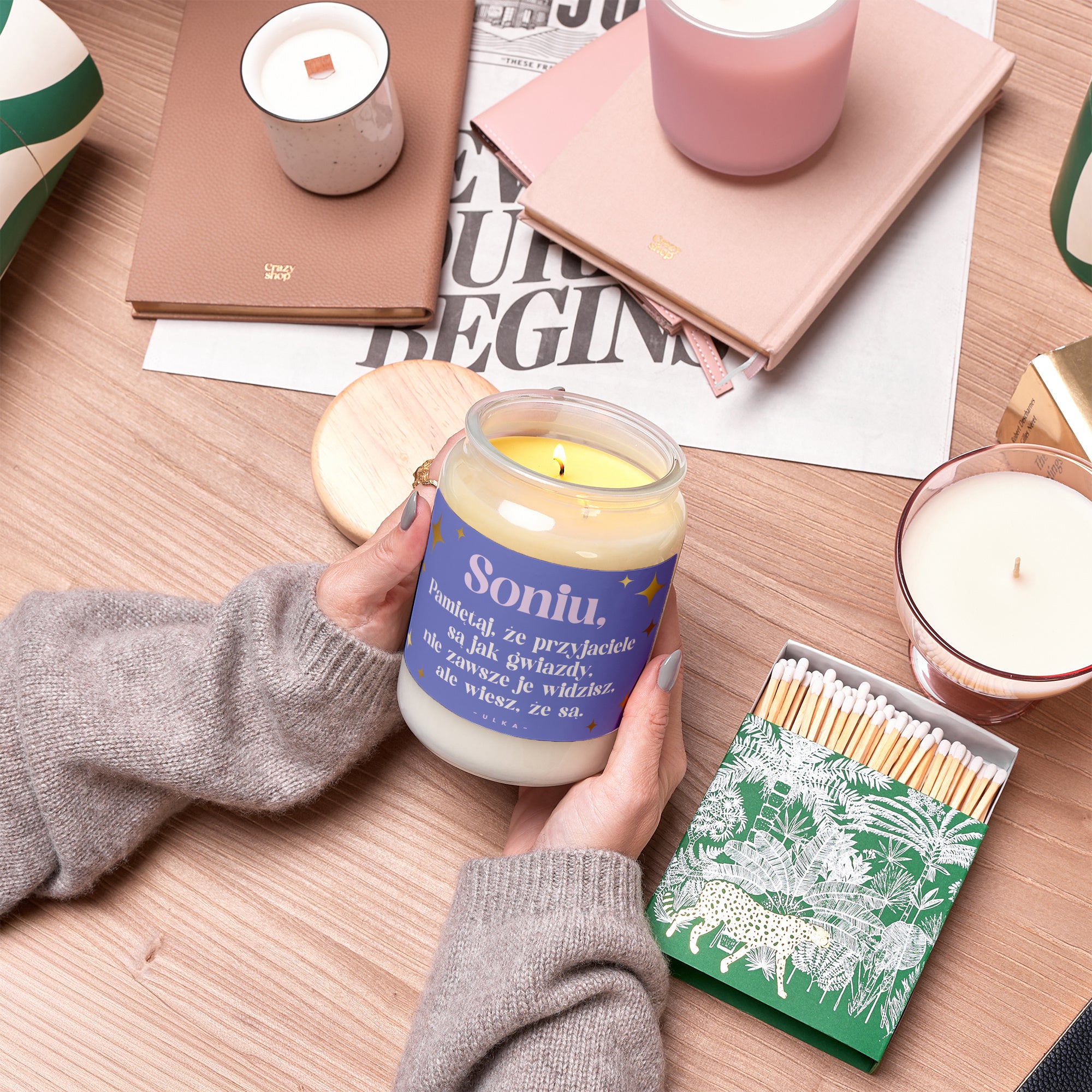 Świeca dla przyjaciółki – Gwiazdy personalizowana świeczka na prezent dla przyjaciółki