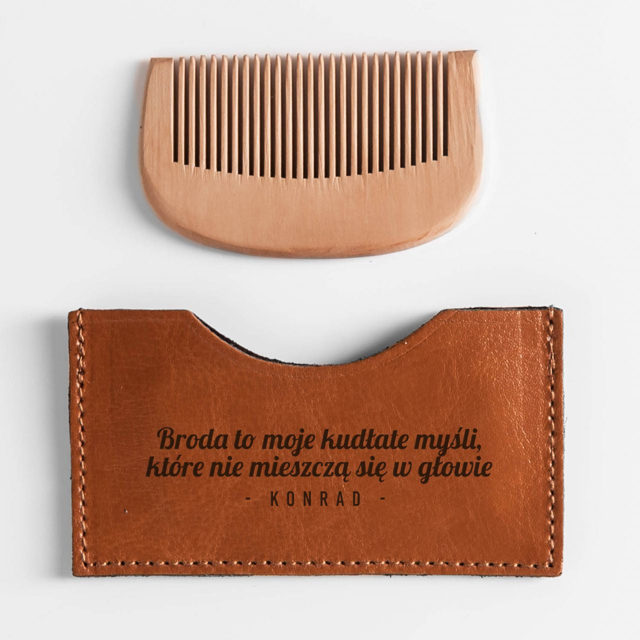 Grzebień dla brodacza w etui z personalizacją