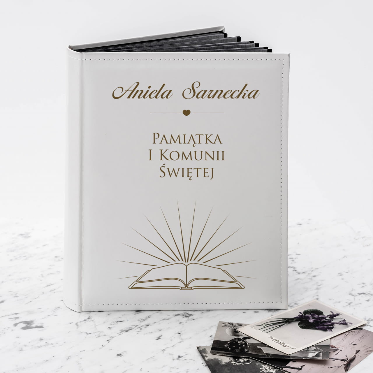 Album z grawerem na pamiątkę Komunii Świętej album na Komunię pamiątka Komunii Świętej