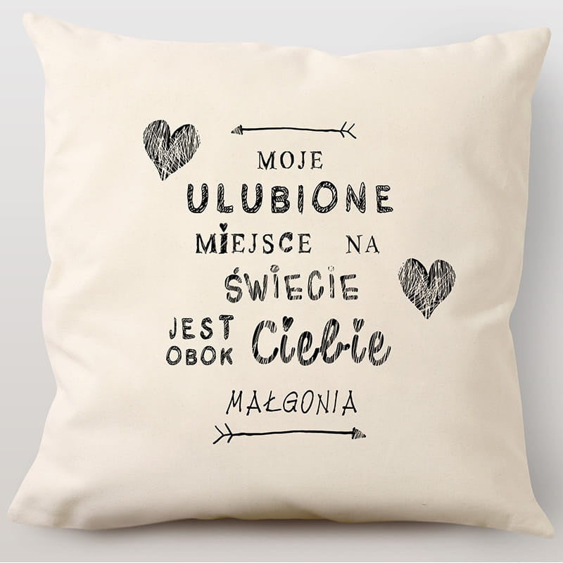 Poduszka z nadrukiem dla dziewczyny