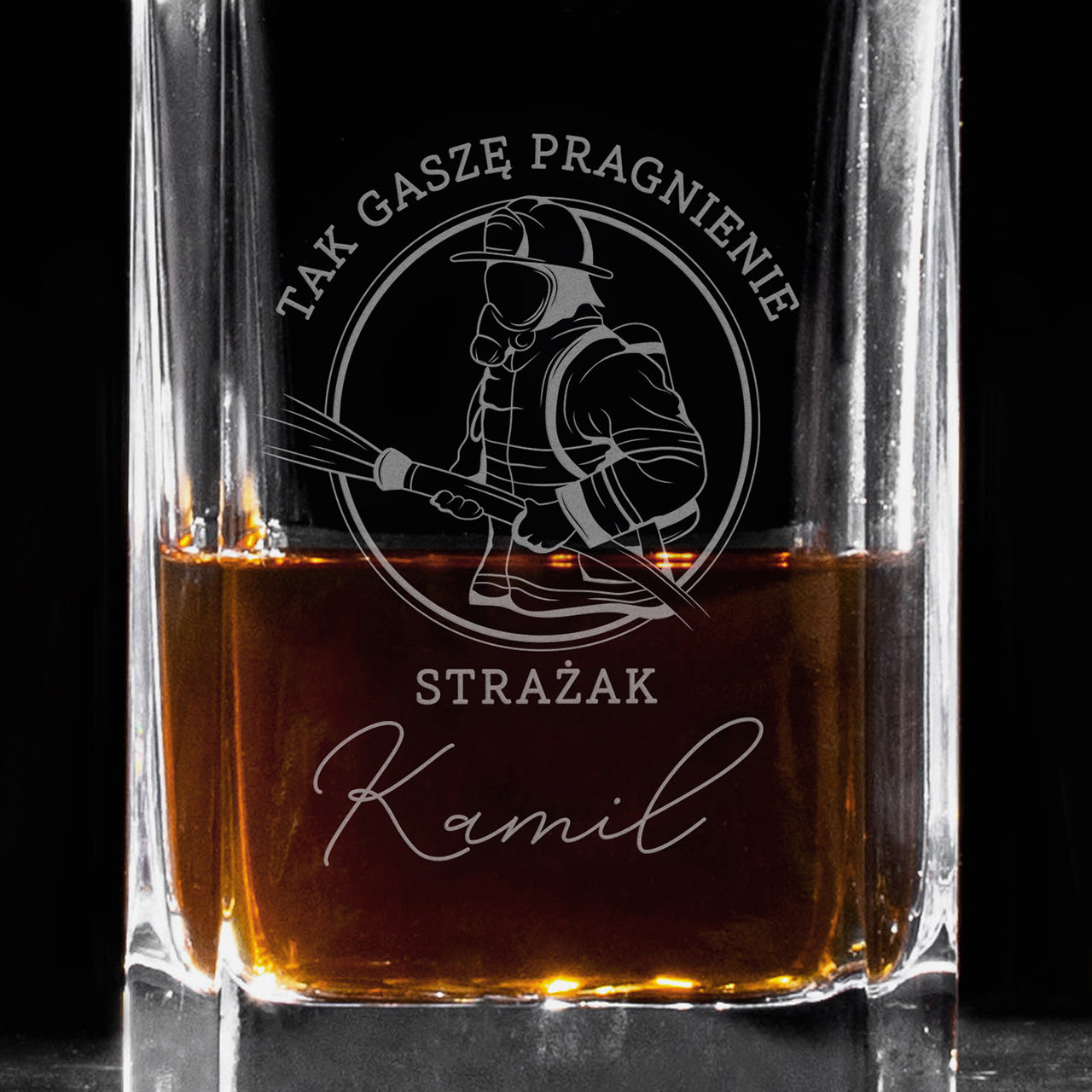 Grawerowana karafka do whisky - prezent urodzinowy dla strażaka