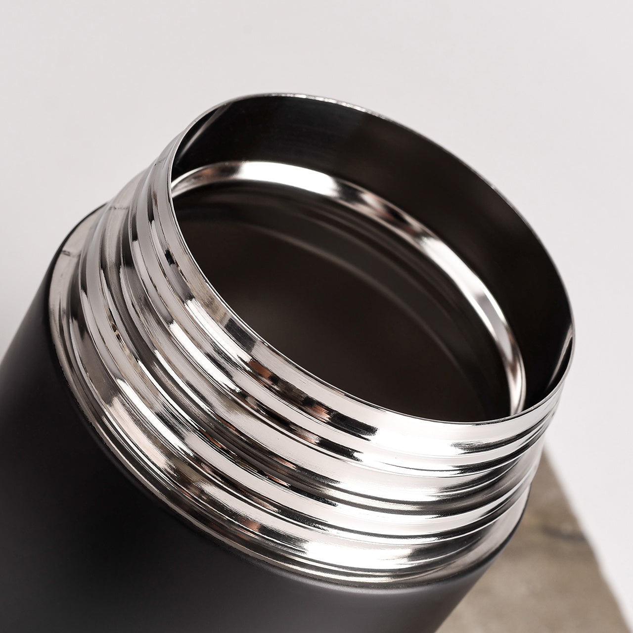 Personalizowany termos obiadowy - pożyteczny prezent dla dziadka