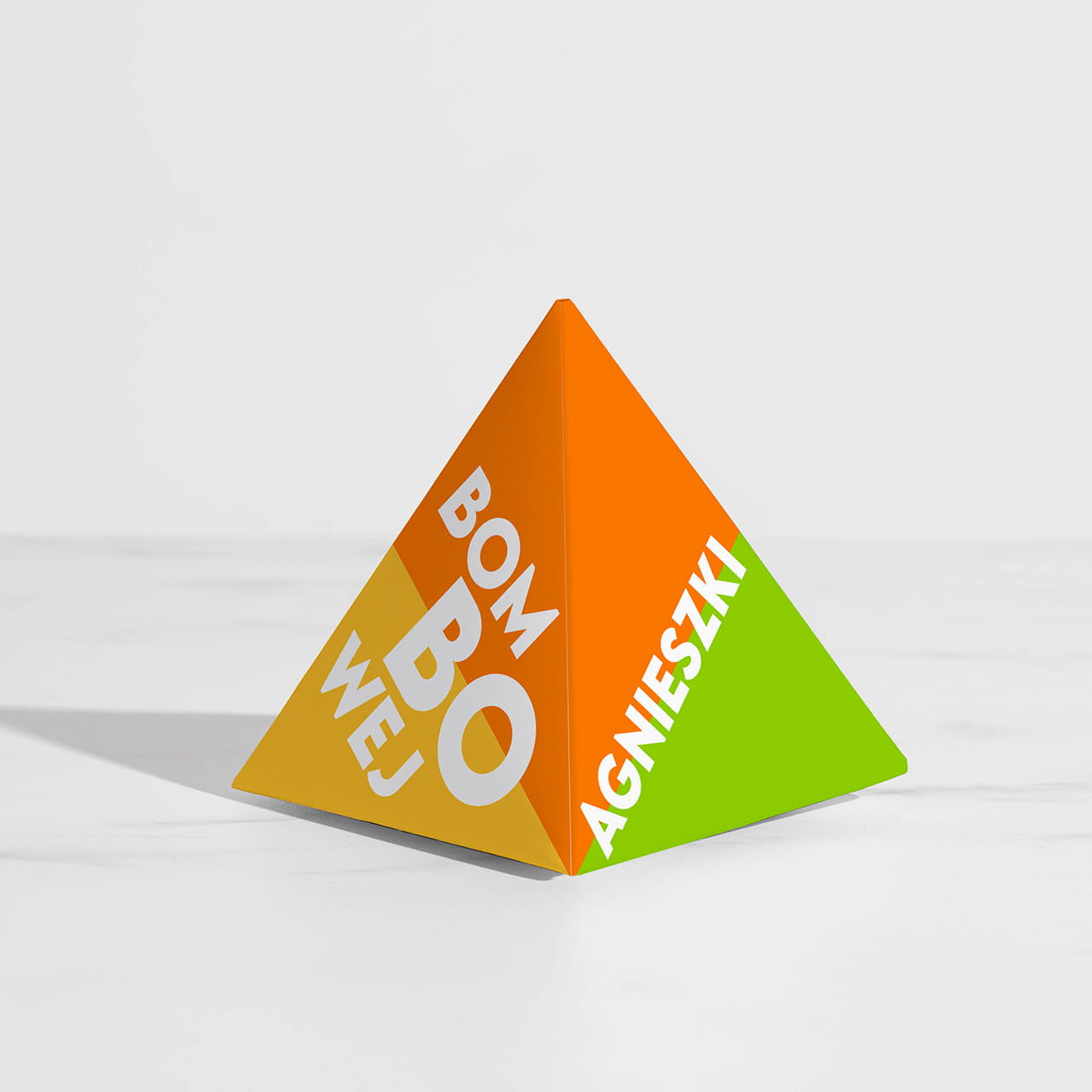Personalizowana kula do kąpieli - drobiazg walentynkowy dla ukochanej