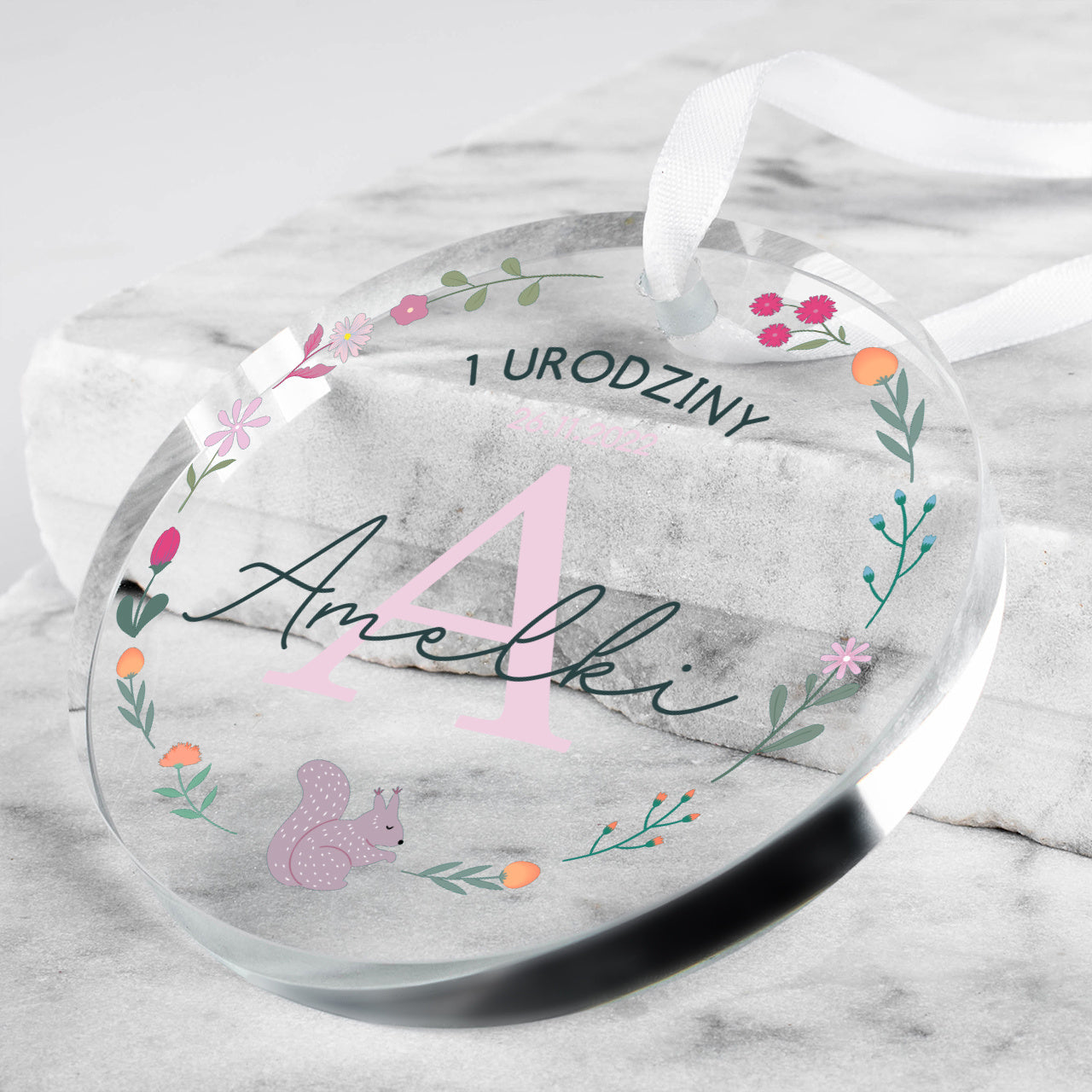Personalizowana szklana zawieszka - upominek na roczek dla dziewczynki