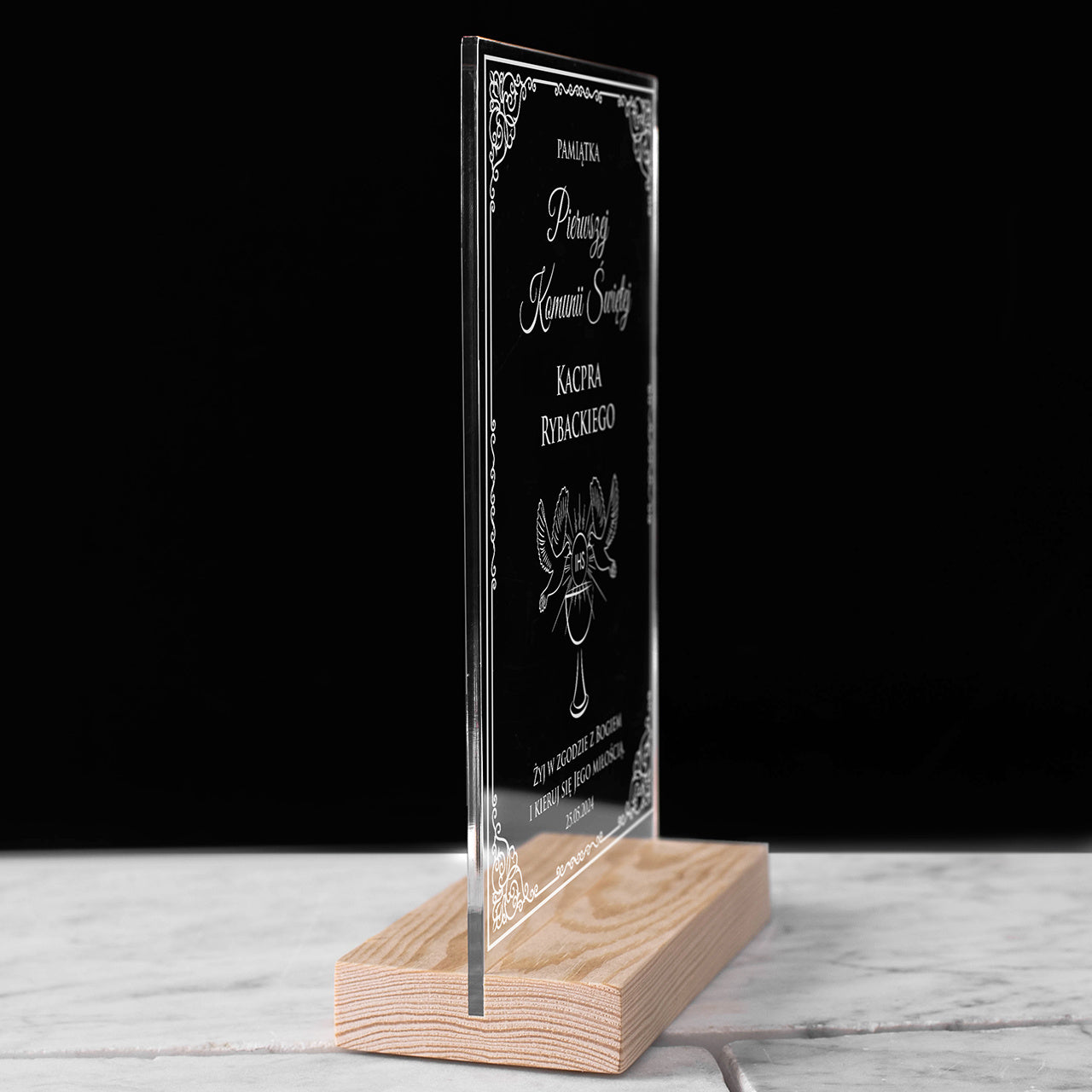 Personalizowana statuetka na pamiątkę Pierwszej Komunii Świętej statuetka na komunię pamiątka komunijna