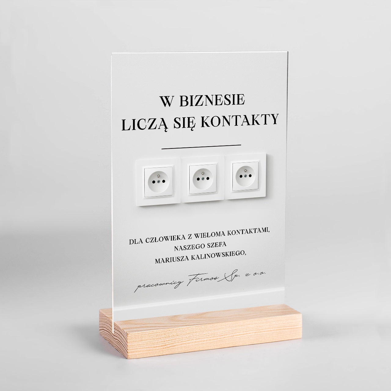 Personalizowana statuetka dla szefa - kontakty