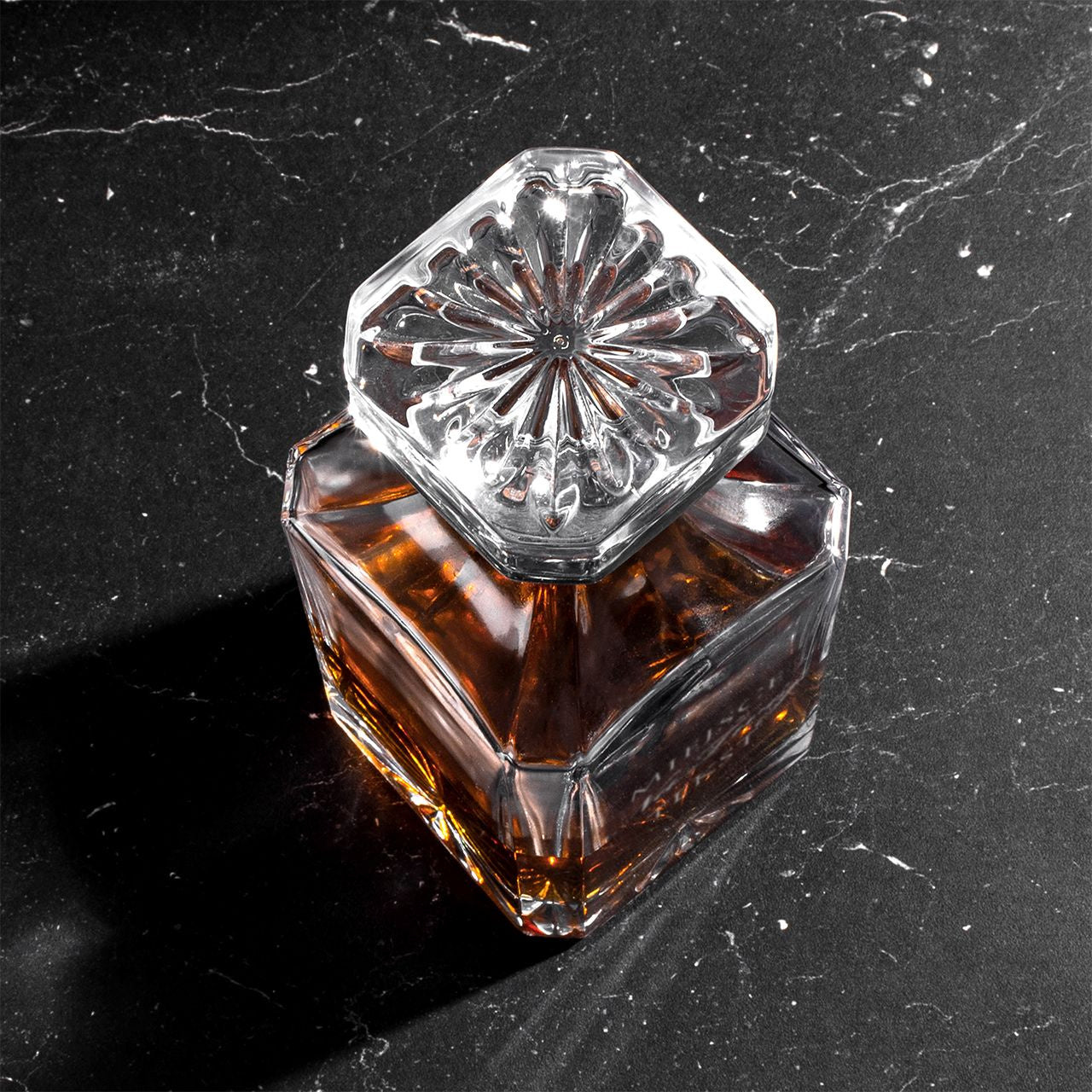Karafka do whisky z grawerem - prezent dla mężczyzny