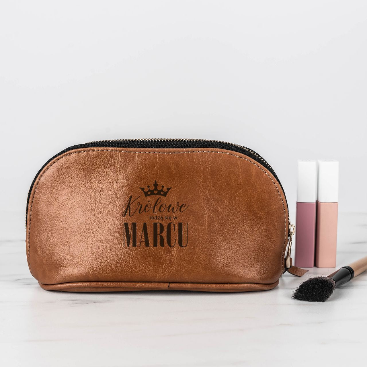 Kosmetyczka skórzana - Królowa - prezent dla przyjaciółki na urodziny prezent na urodziny dla przyjaciółki