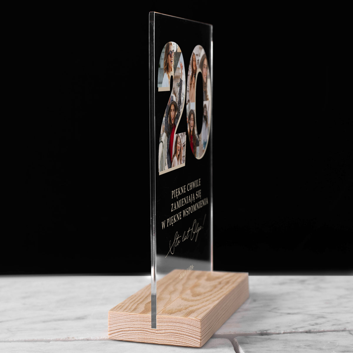 Statuetka personalizowana ze zdjęciami - prezent na 20. urodziny
